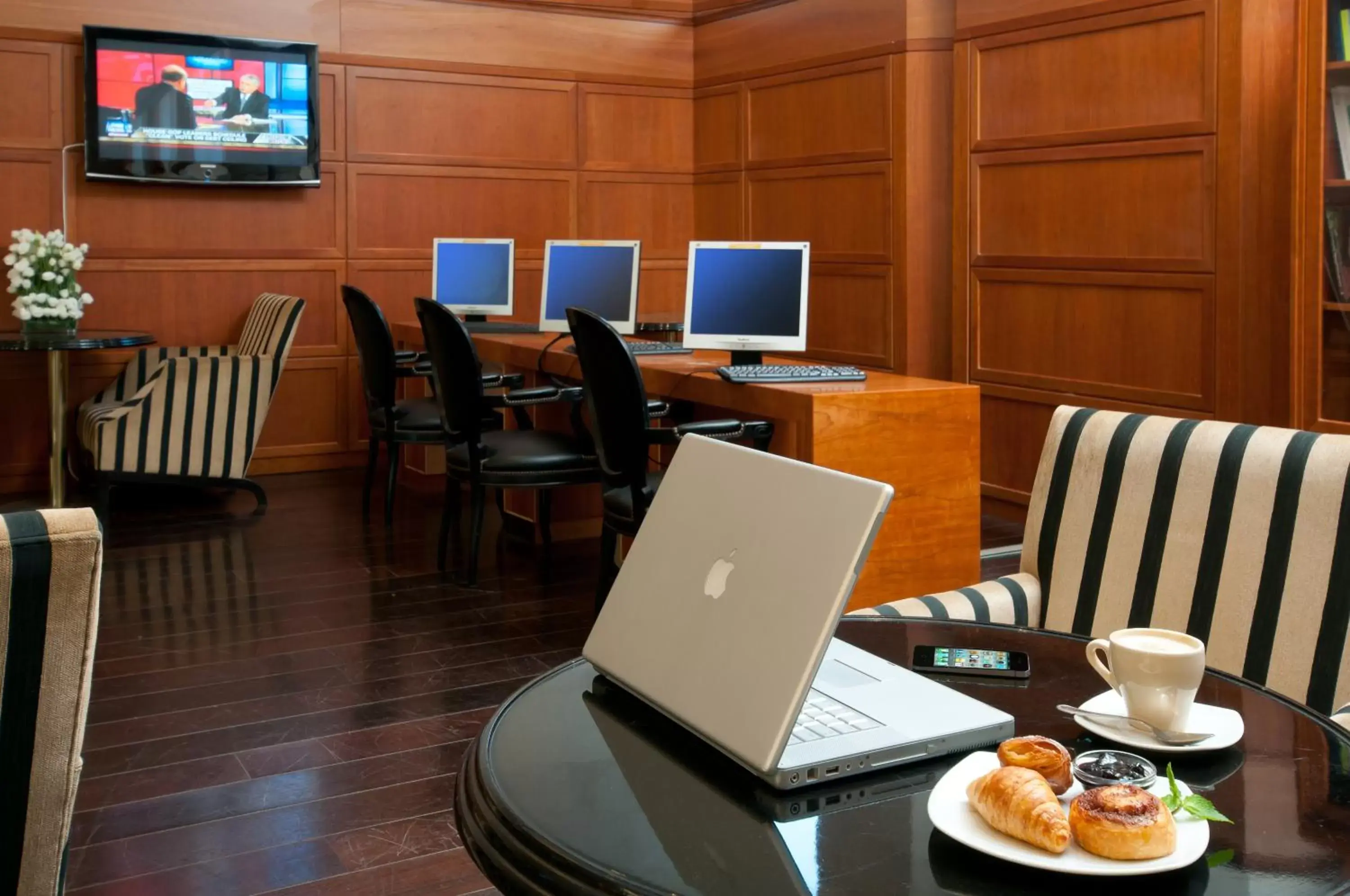 Business facilities, Restaurant/Places to Eat in Leonardo Plaza Hotel Jerusalem