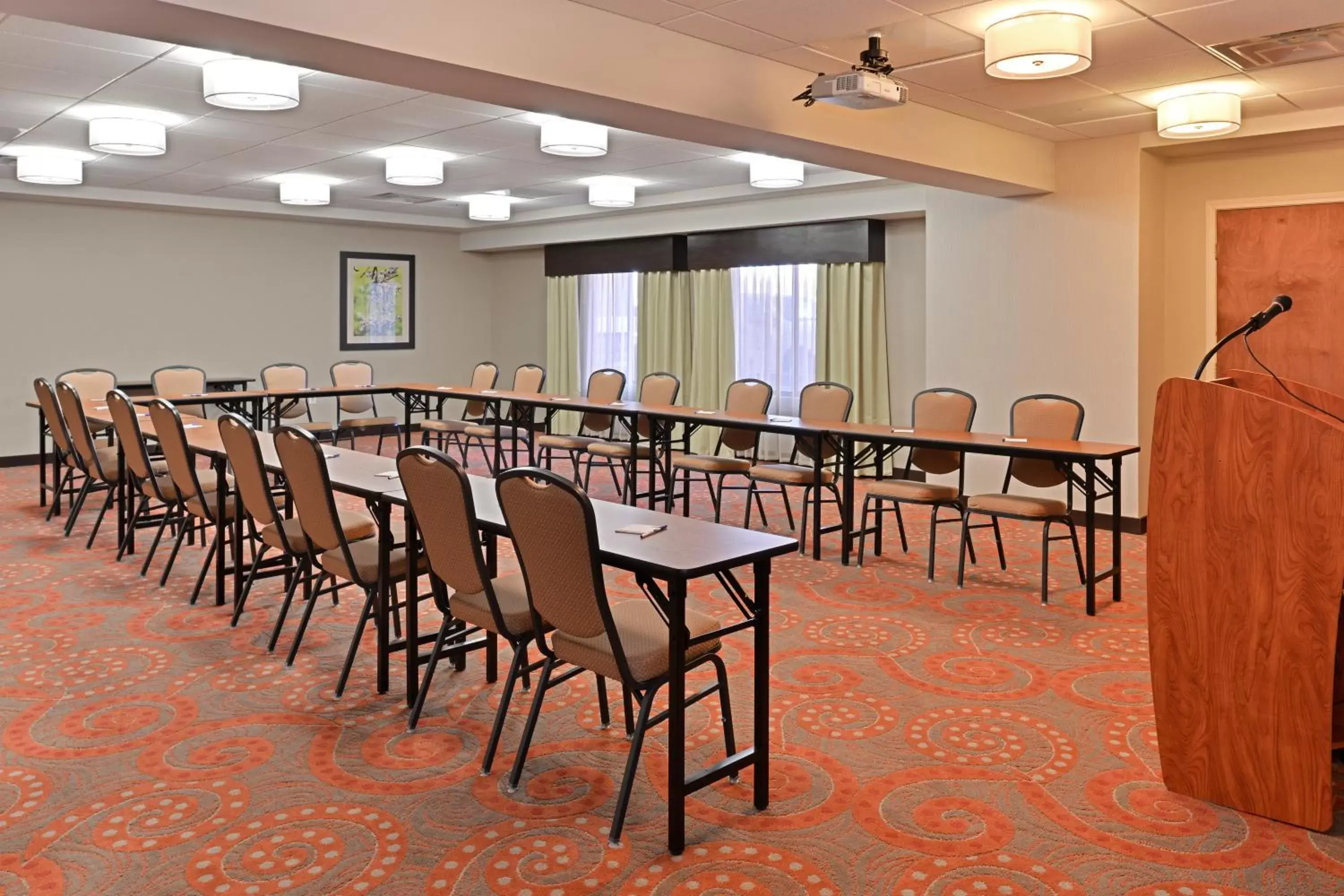 Meeting/conference room in Holiday Inn Express Hotel & Suites Indianapolis W - Airport Area, an IHG Hotel