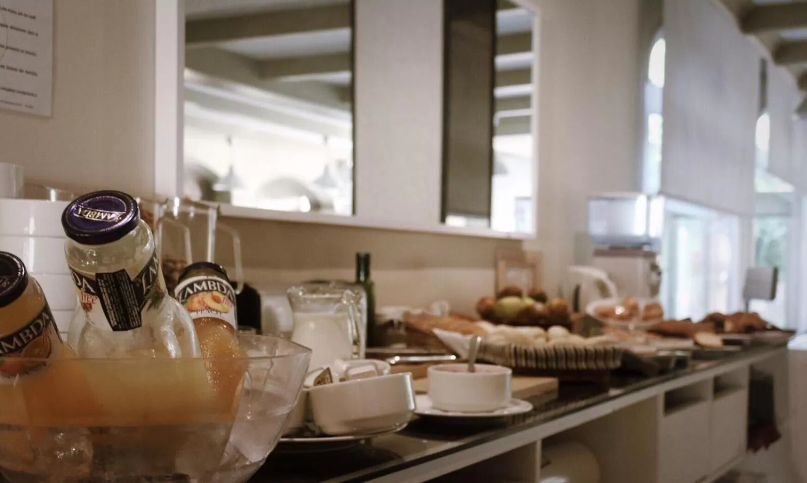 Buffet breakfast in Apartamentos Royal Life