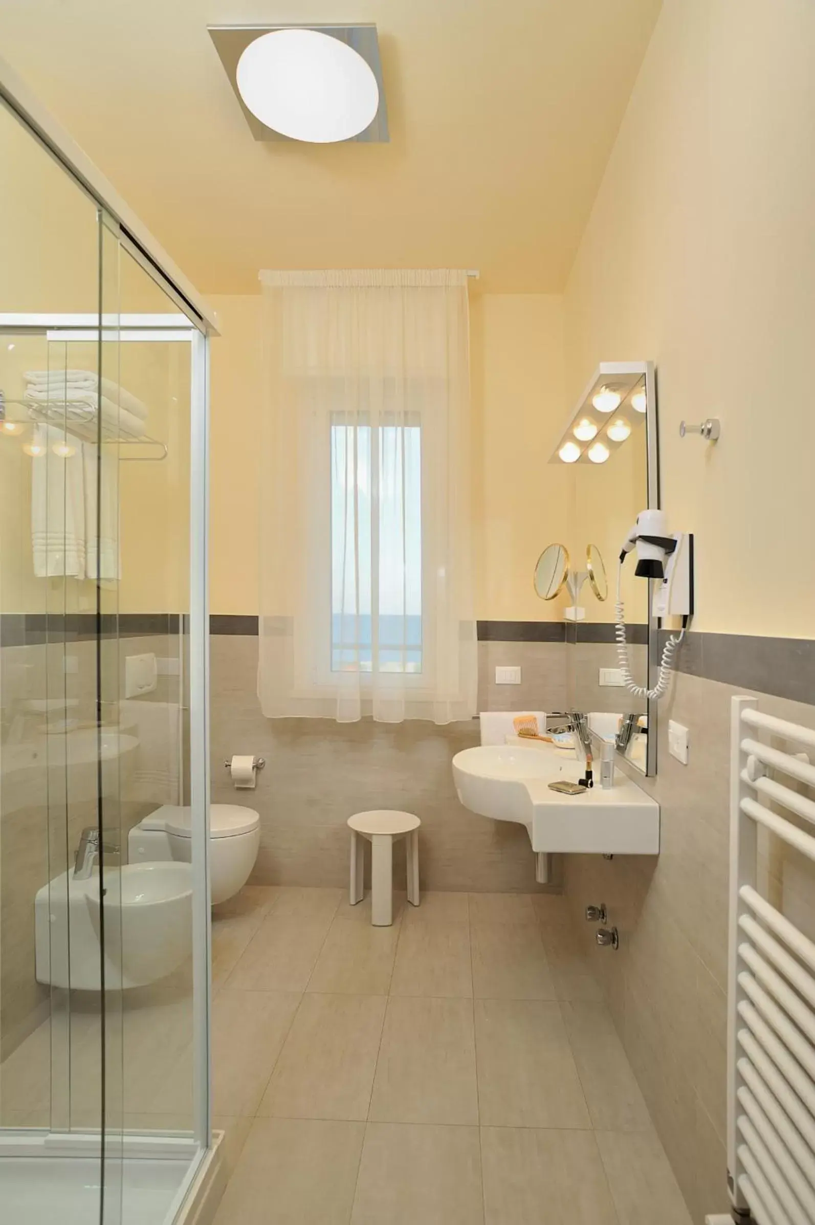 Shower, Bathroom in Hotel Adria