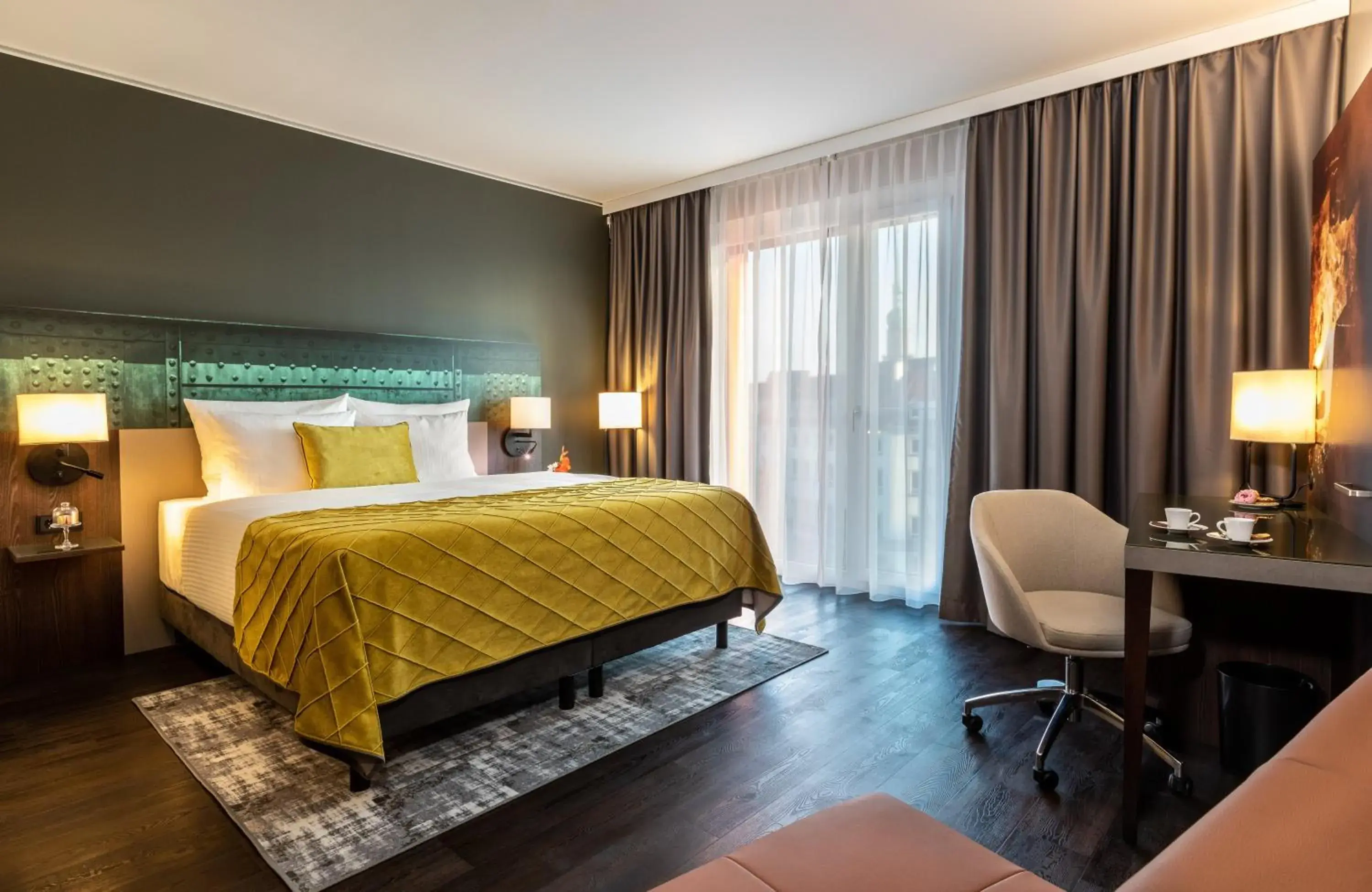 Bedroom, Bed in Leonardo Hotel Dortmund
