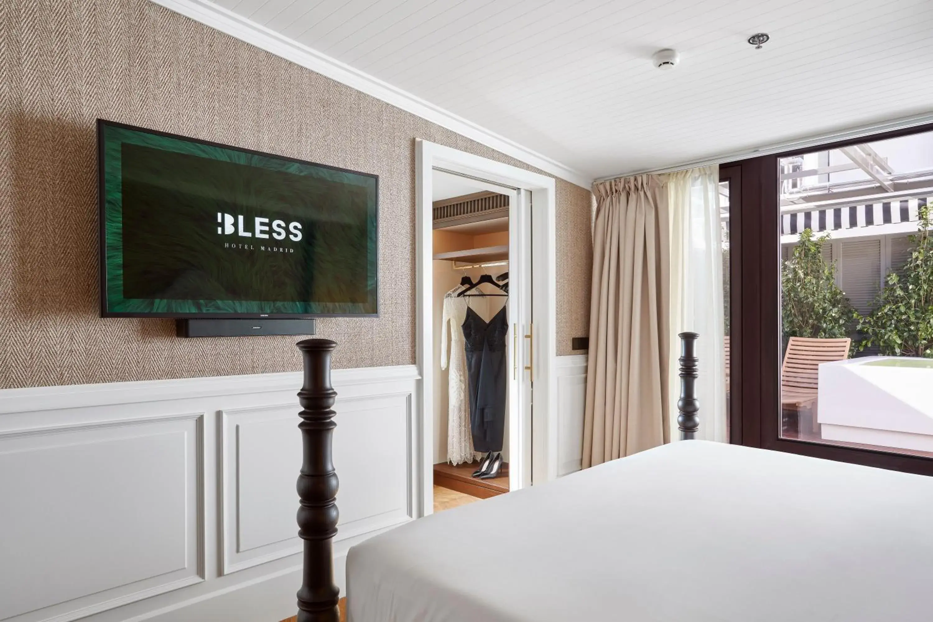 TV and multimedia in BLESS Hotel Madrid - The Leading Hotels of the World