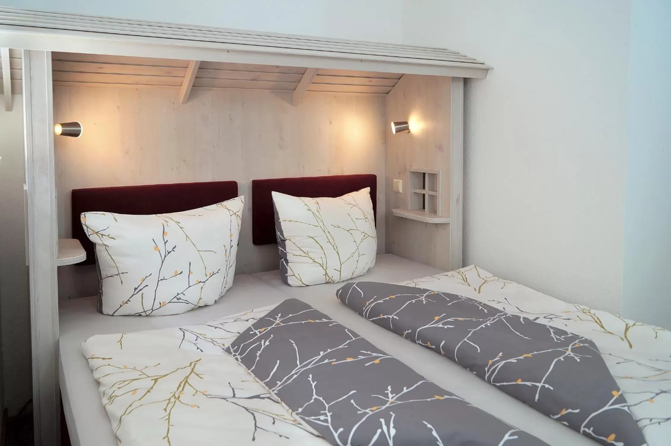 Bed in Erzgebirgshotel Misnia Bärenfels