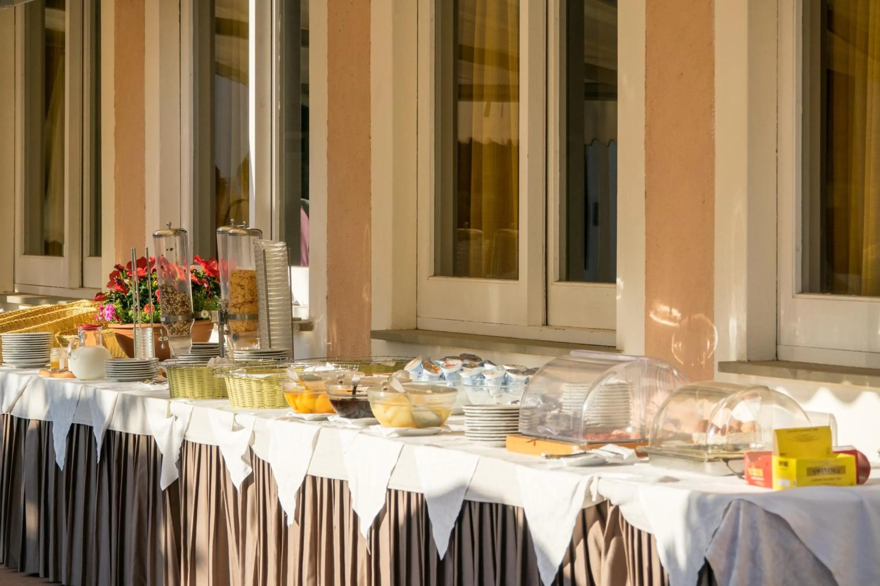 Breakfast in Hotel Fabricia