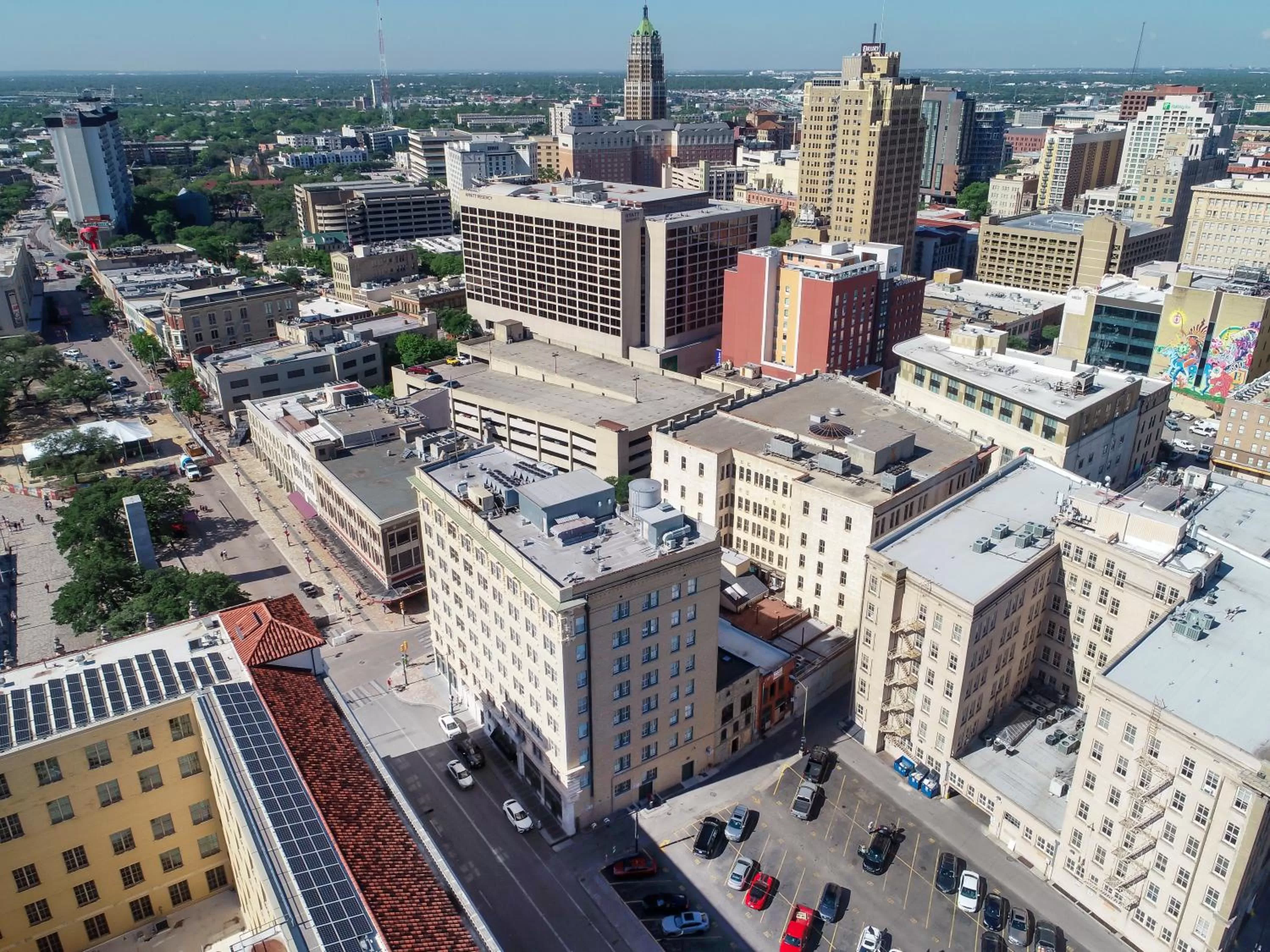 Landmark view in Hotel Gibbs Downtown Riverwalk