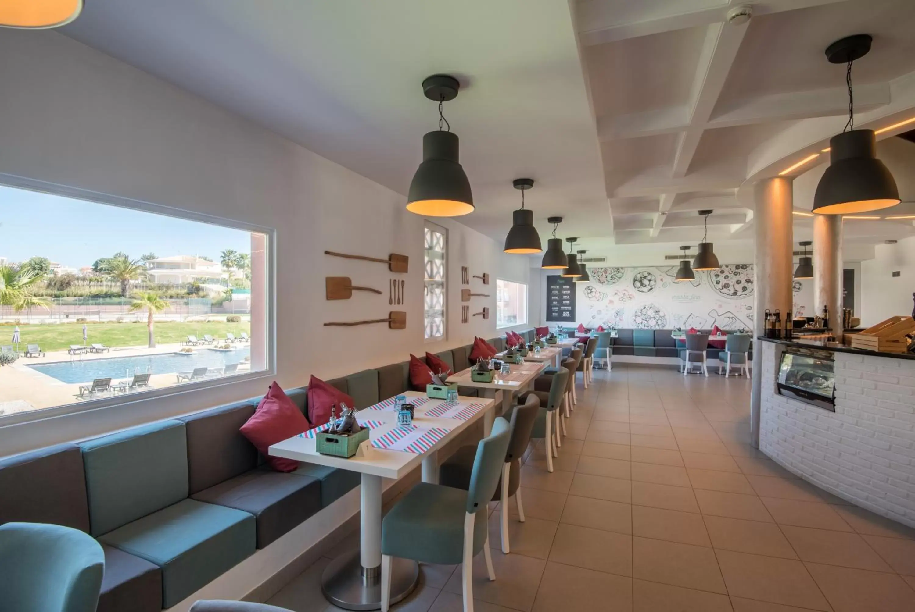 Restaurant/Places to Eat in Vila Gale Collection Praia