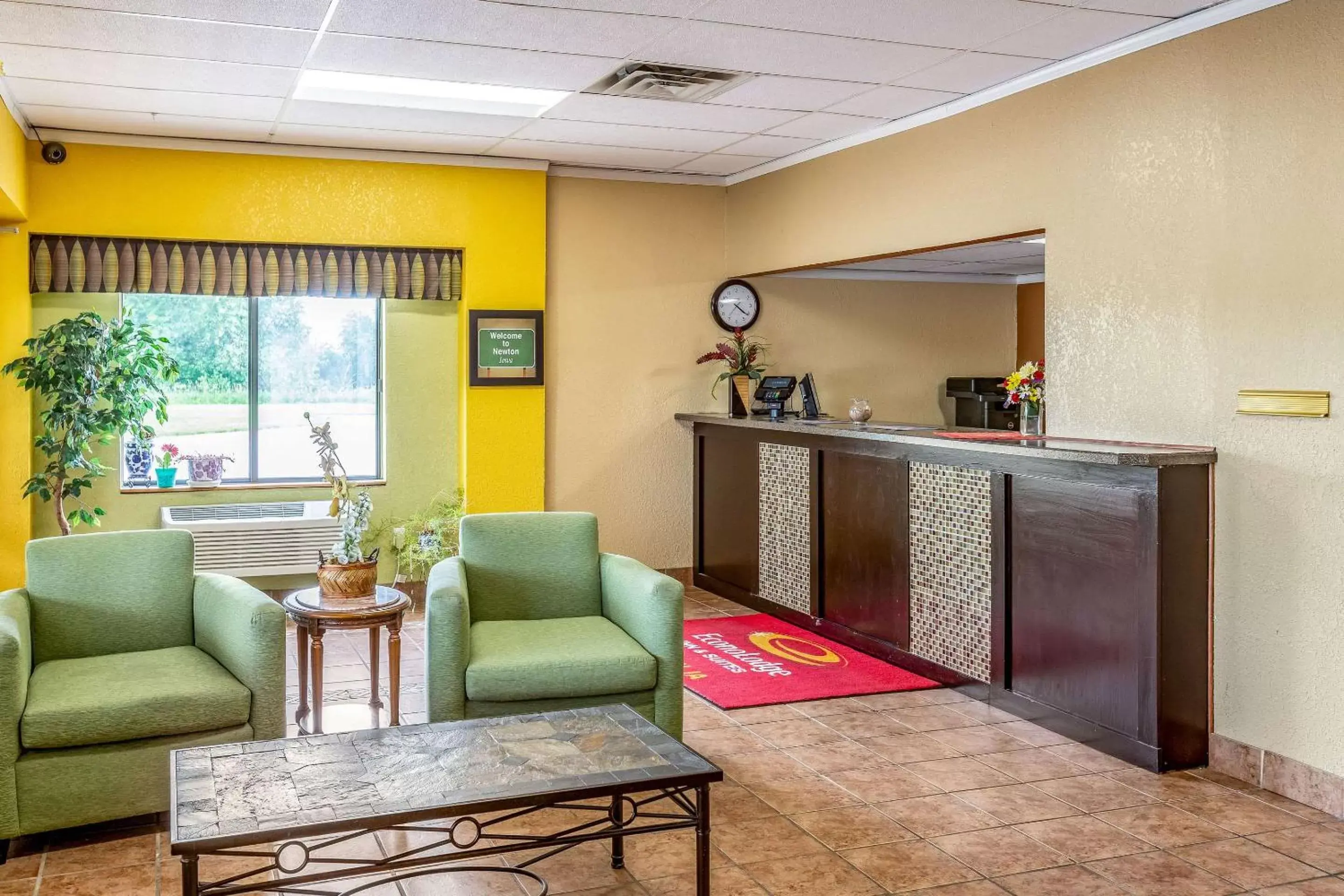 Lobby or reception, Lobby/Reception in Econo Lodge Inn & Suites Newton