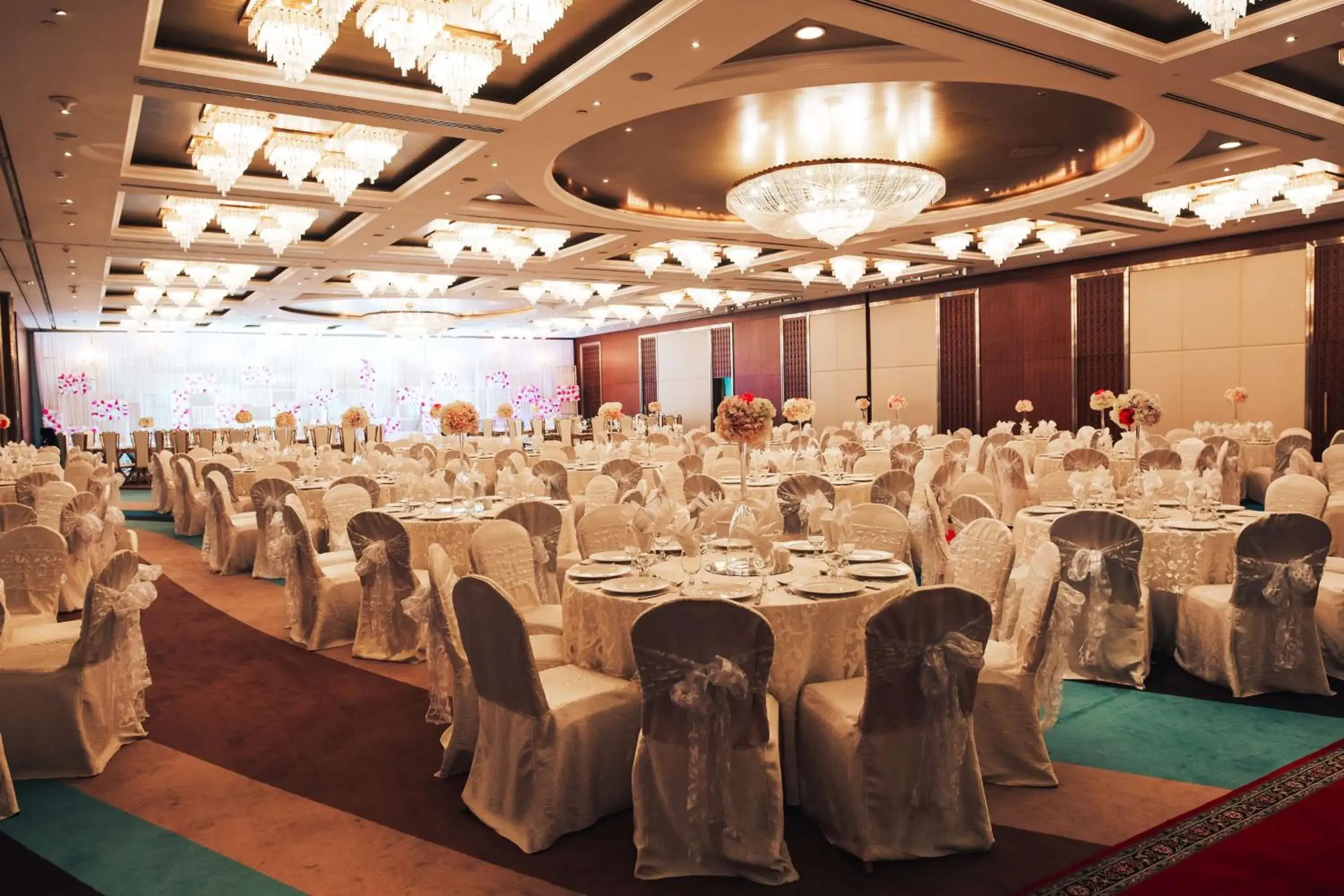 Meeting/conference room, Banquet Facilities in Radisson Blu Hotel, Dubai Deira Creek