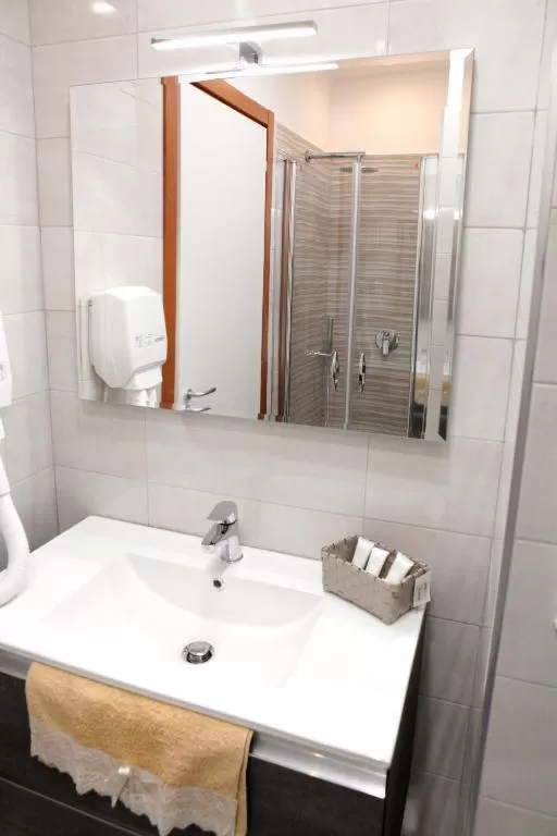 Bathroom in B&B Maestra Giovanna