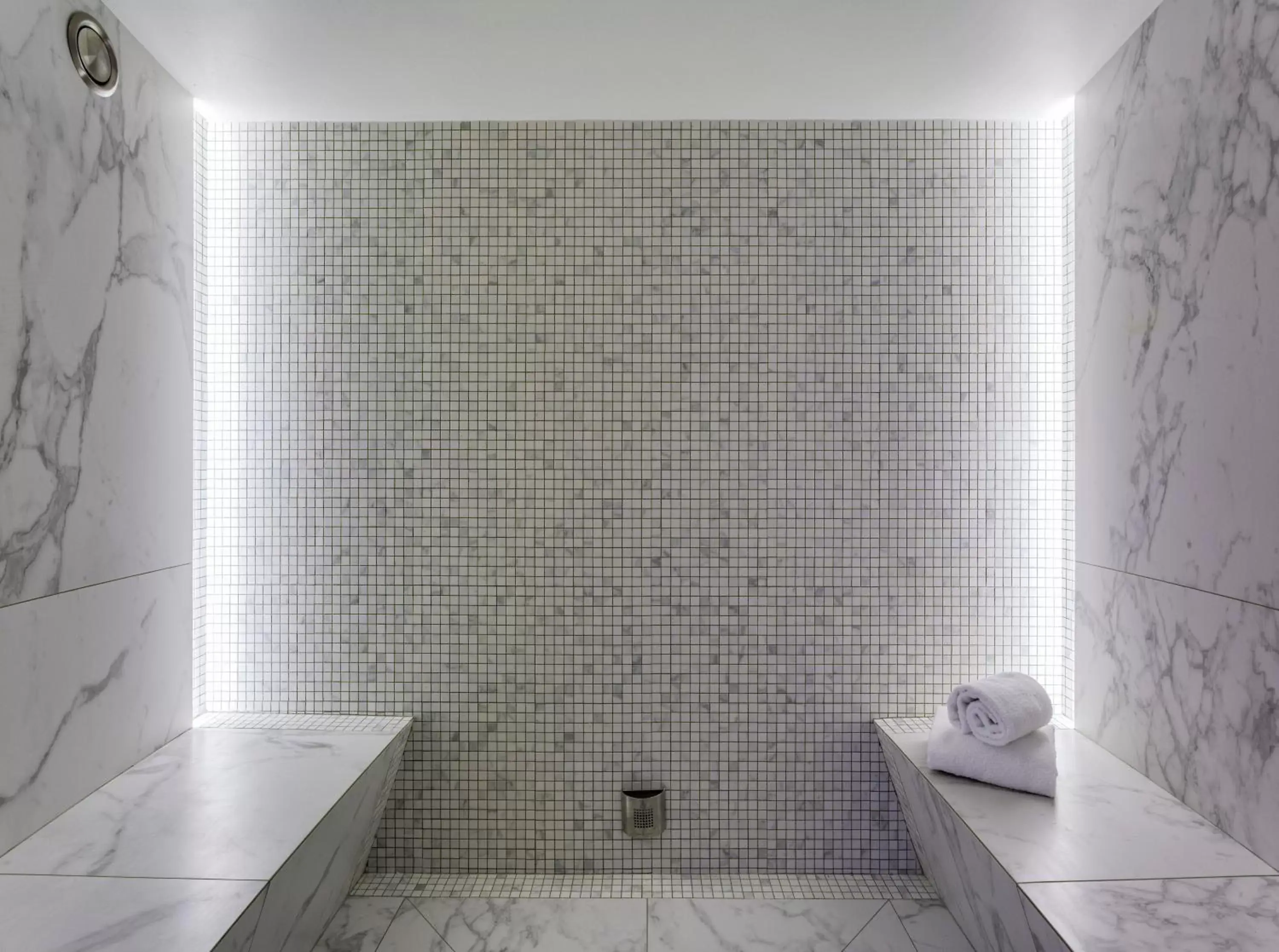 Sauna, Bathroom in Hotel Bellotto