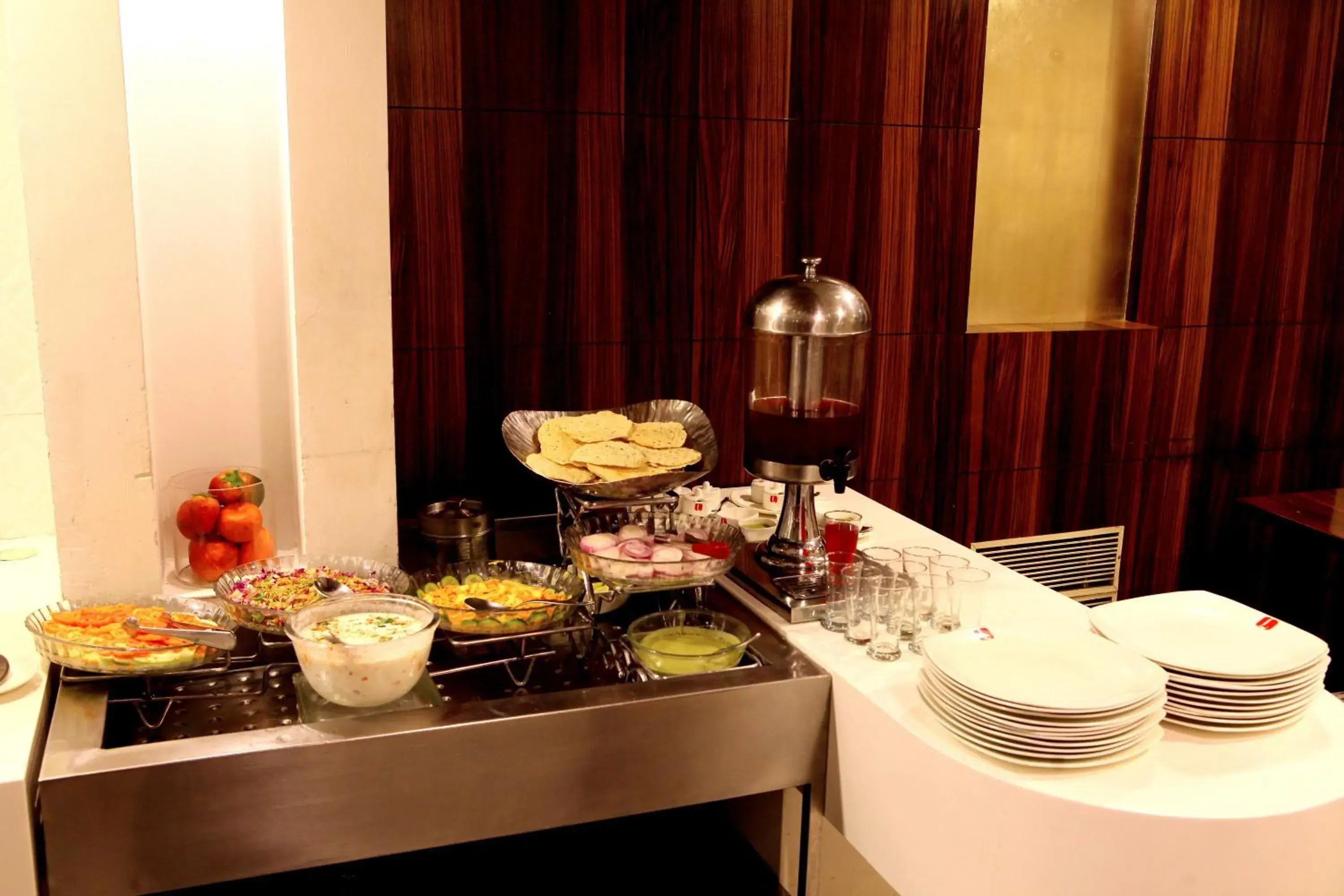 Restaurant/places to eat in Lords Plaza Surat Restaurant/places to eat in Lords Plaza Surat