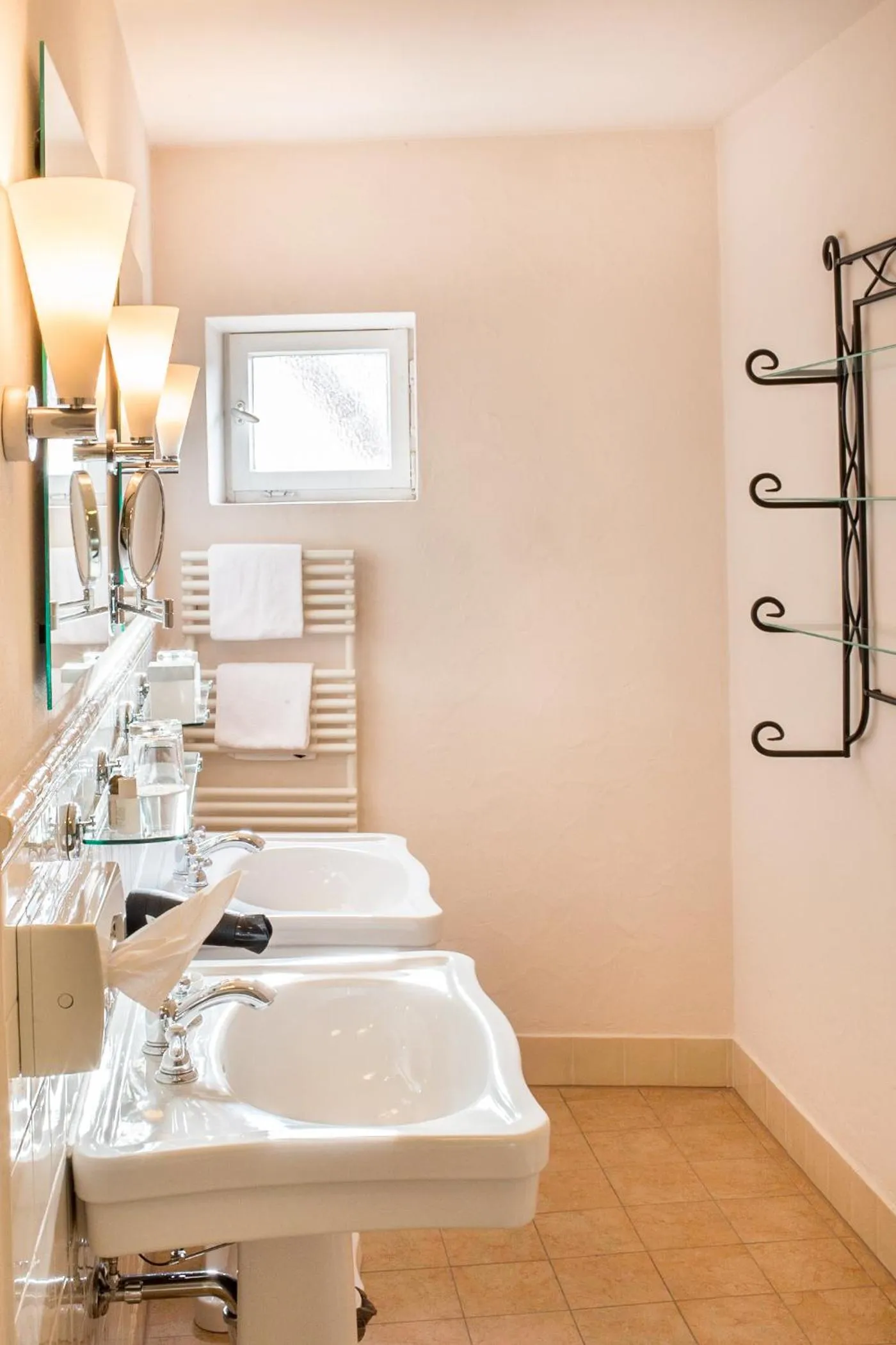 Decorative detail in WAGNERS Hotel Greifen-Post