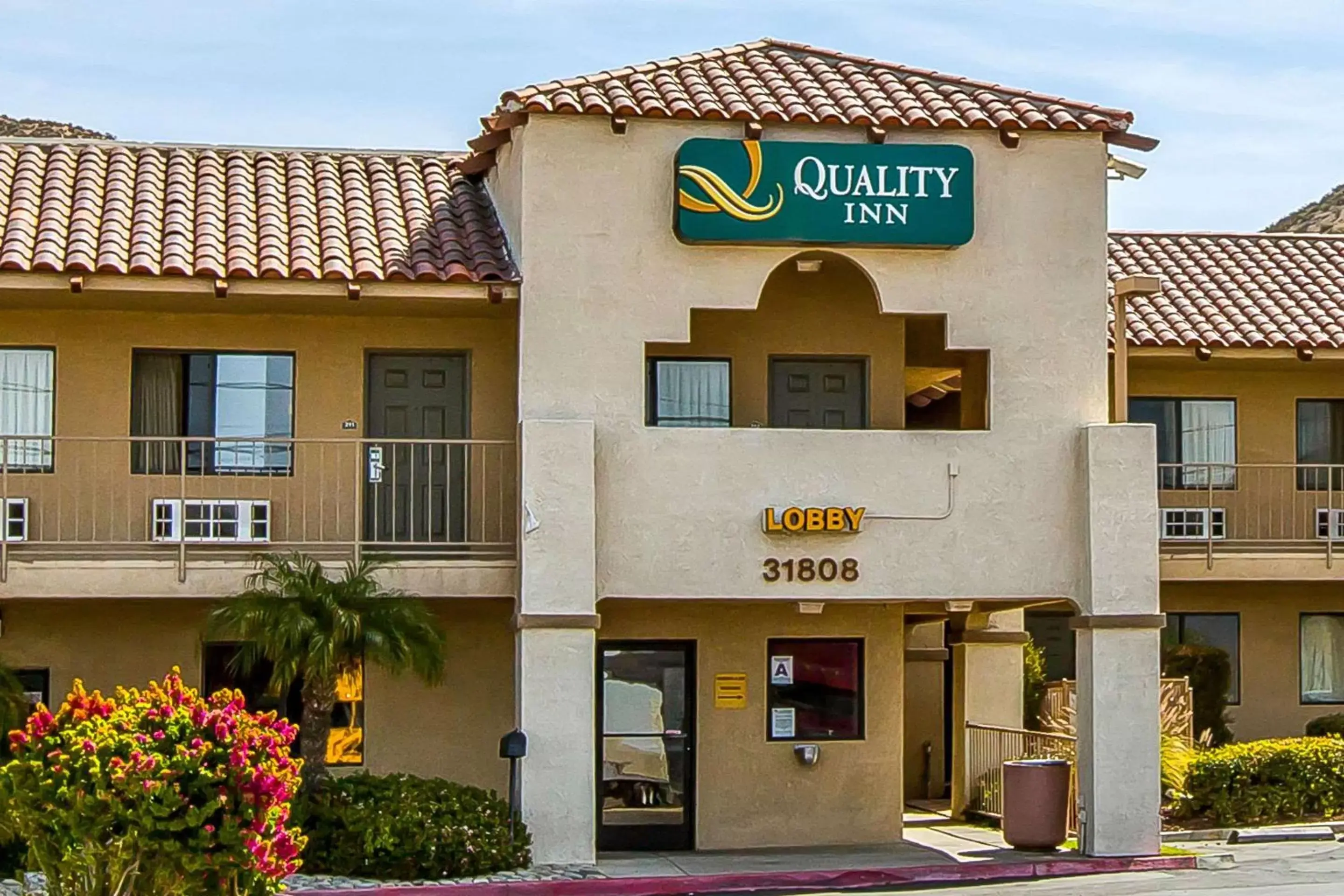 Property Building in Quality Inn Lake Elsinore