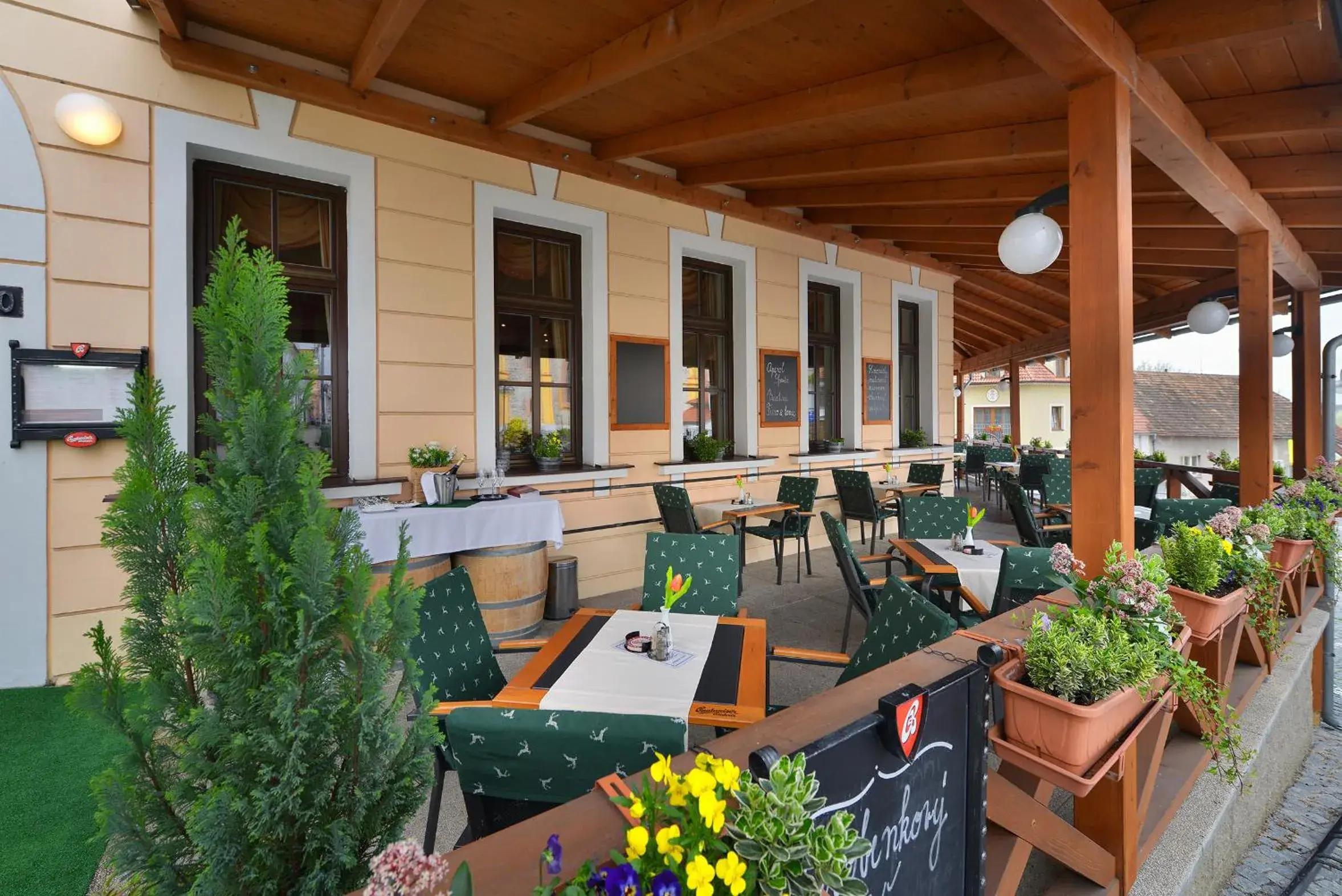 Facade/entrance, Restaurant/Places to Eat in Hotel Podhrad