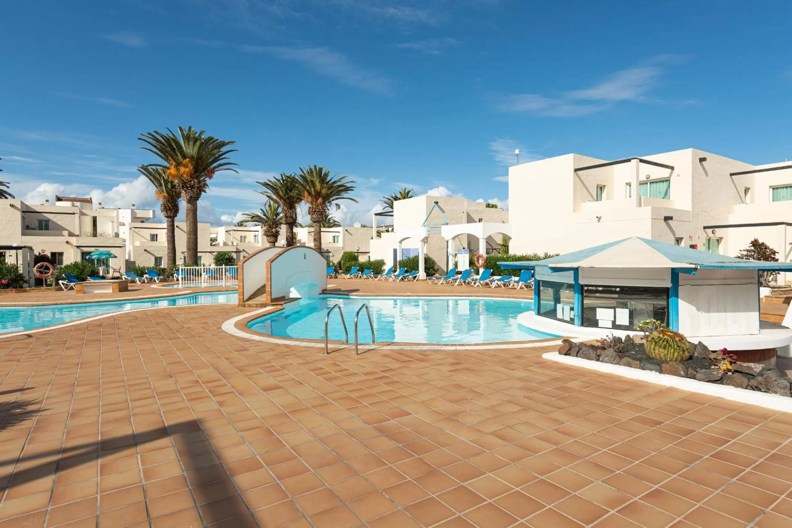 Other, Swimming Pool in HomeForGuest Apartamento 13 con terraza y piscina en Corralejo