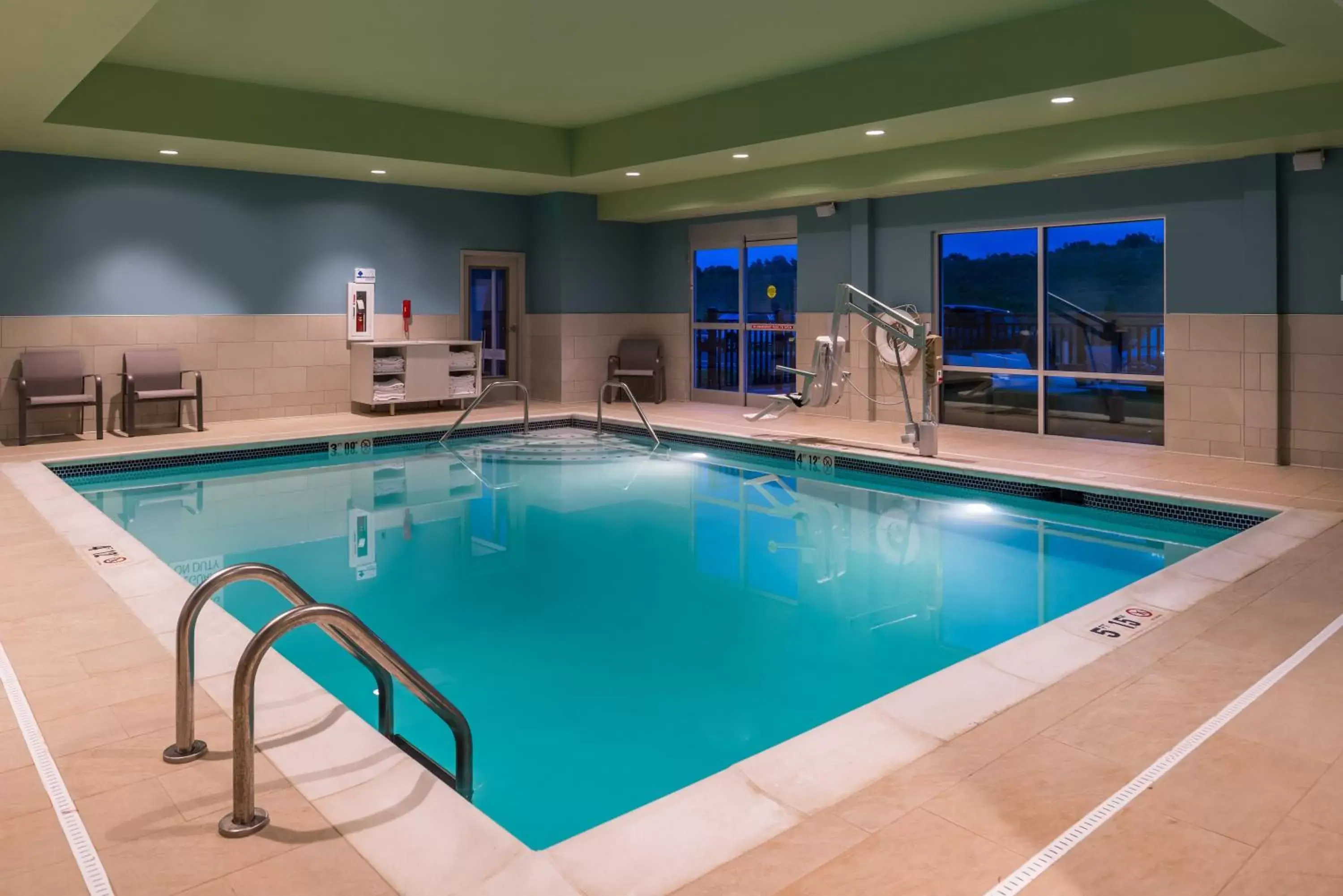 Swimming Pool in Holiday Inn Express & Suites Farmville, an IHG Hotel