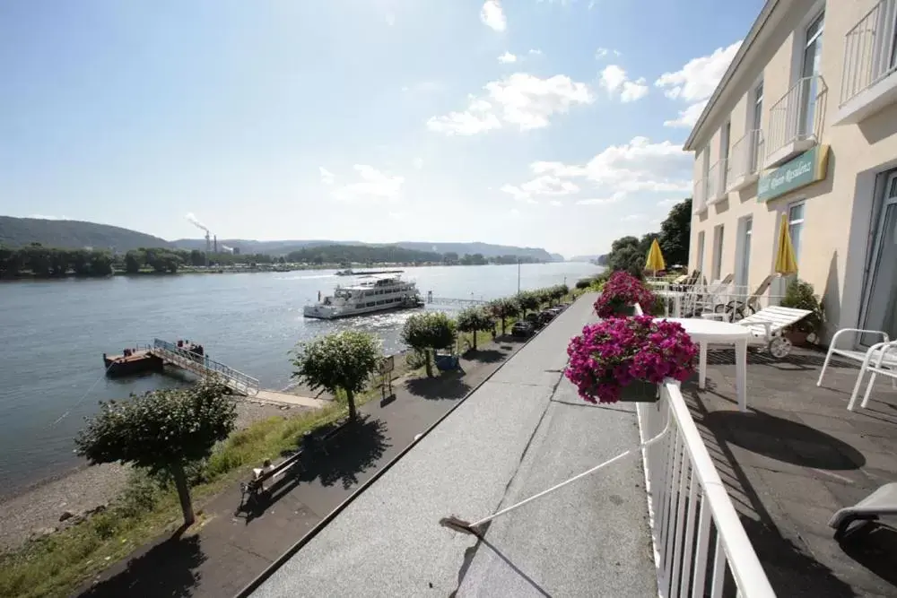 River view in Hotel Rhein-Residenz