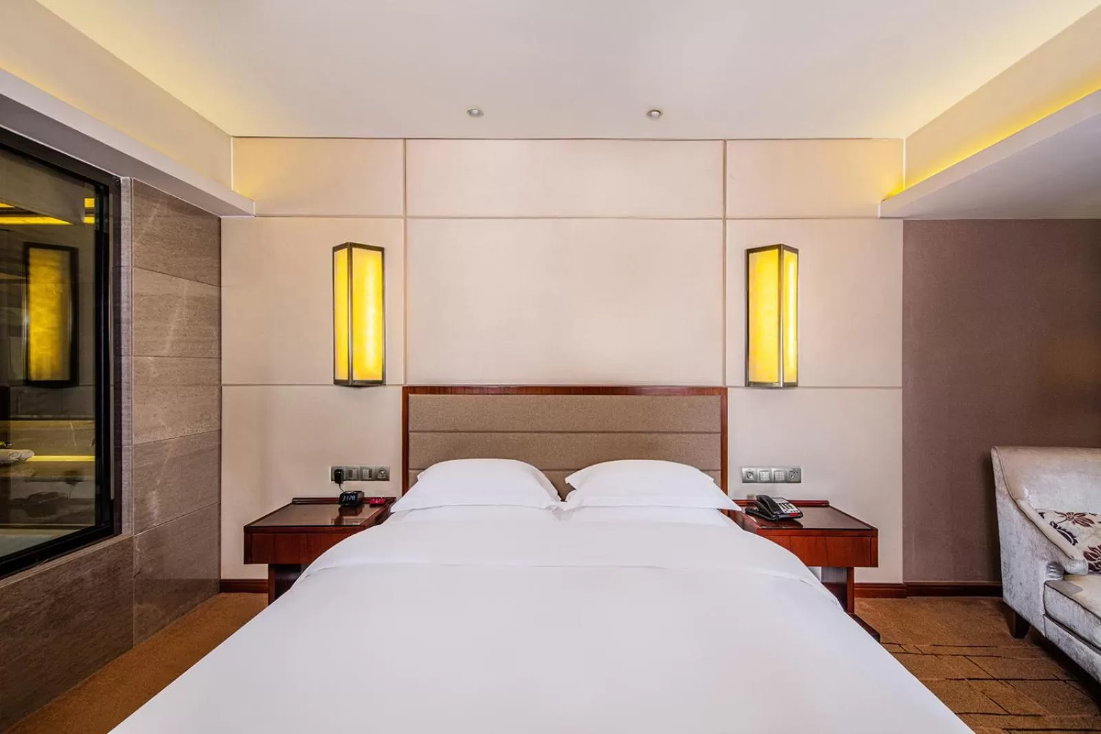 Bedroom, Bed in Crowne Plaza Foshan by IHG