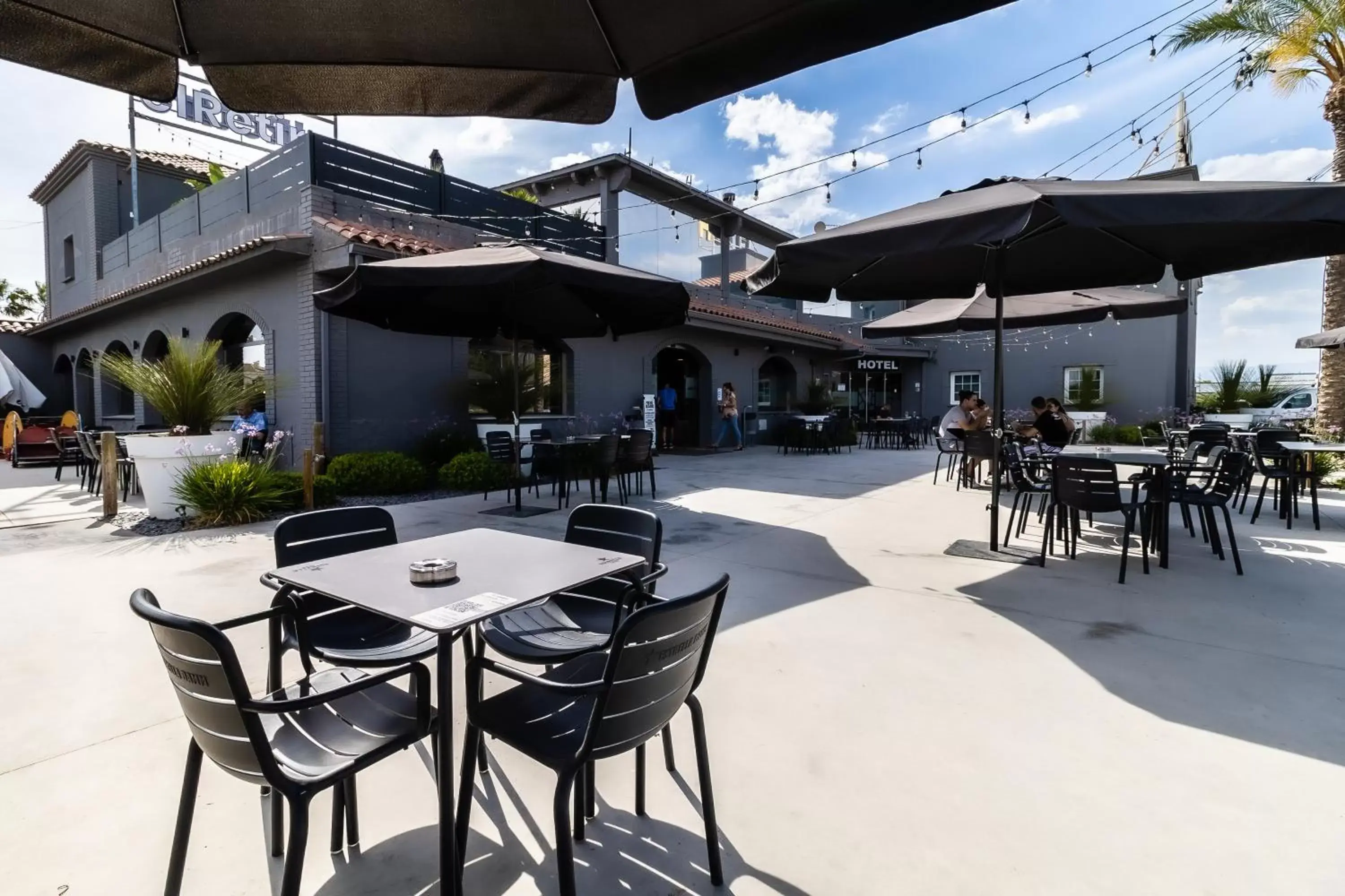 Balcony/Terrace, Restaurant/Places to Eat in Hotelet elRetiro