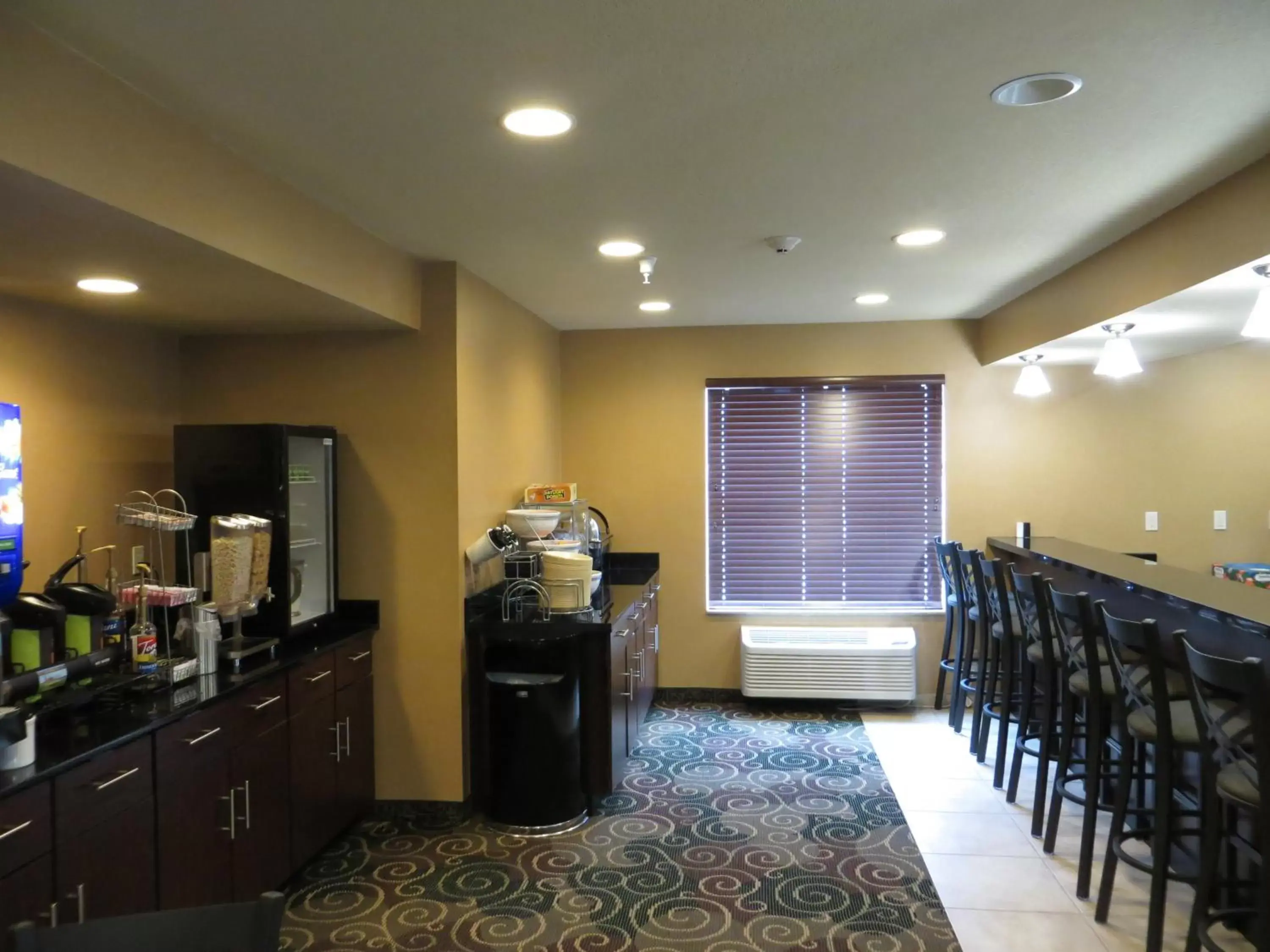 Lobby or reception in Cobblestone Inn & Suites - Harper