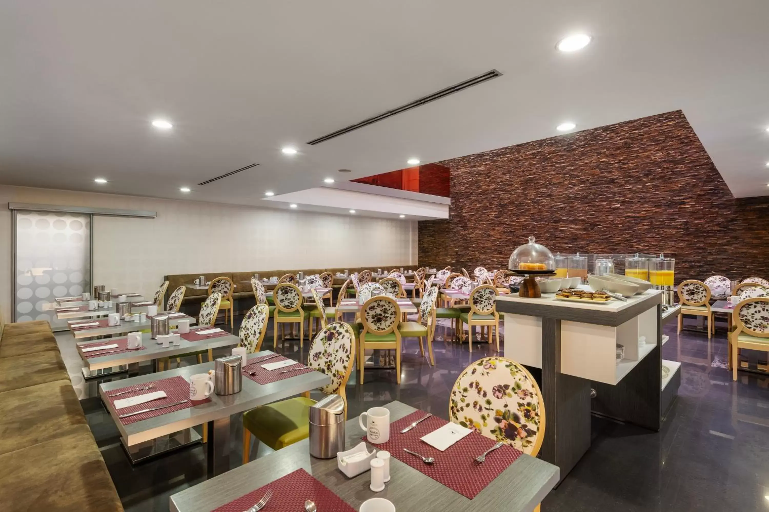 Restaurant/places to eat in Eurostars Palazzo Zichy Restaurant/places to eat in Eurostars Palazzo Zichy