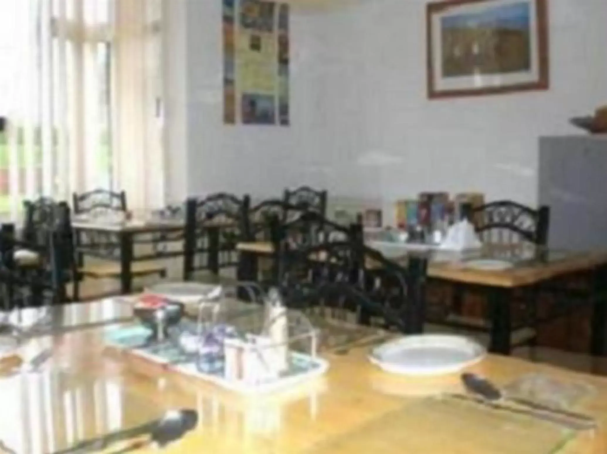 Restaurant/Places to Eat in Alma Lodge Guest House