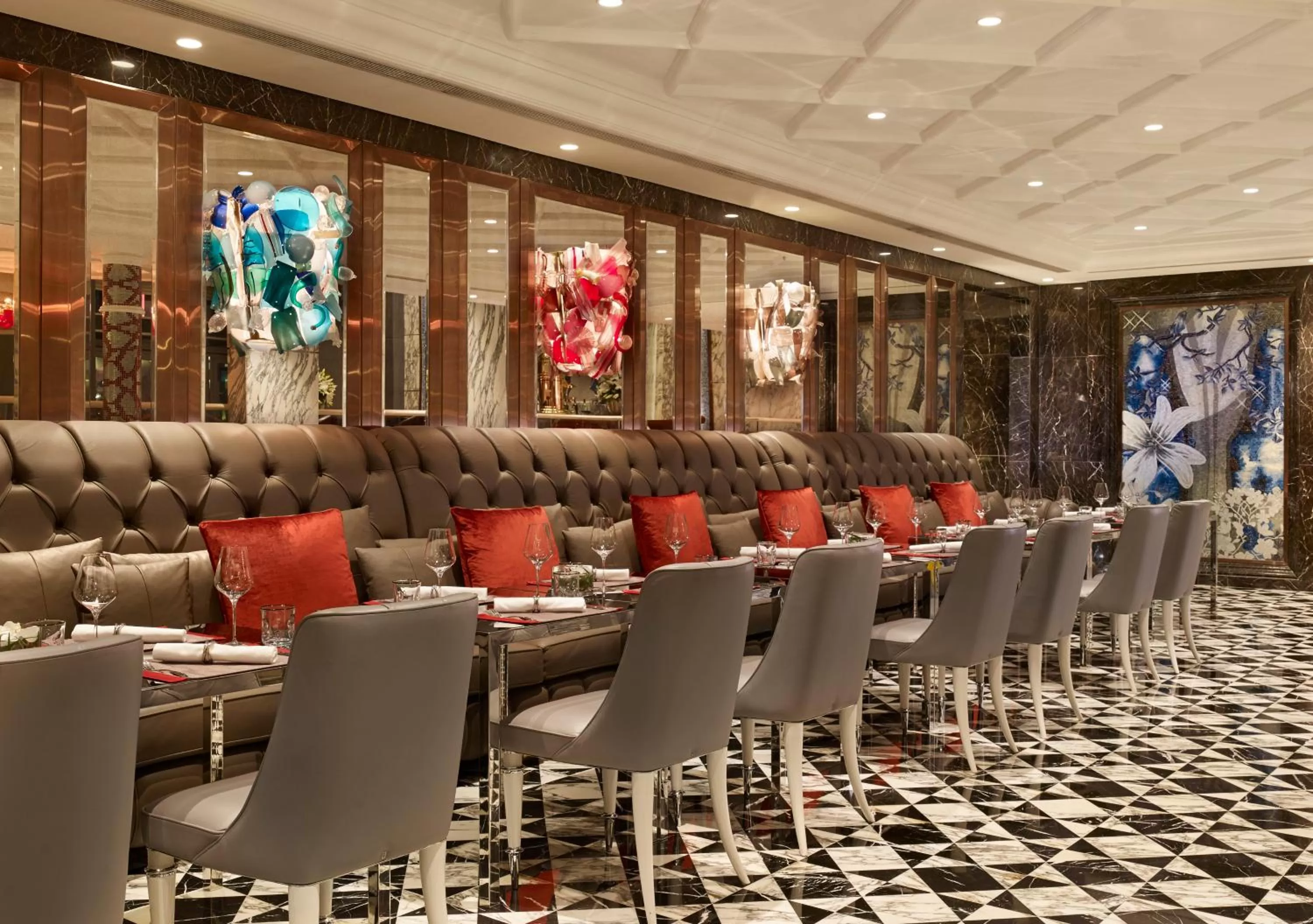 Restaurant/places to eat in The Reverie Saigon