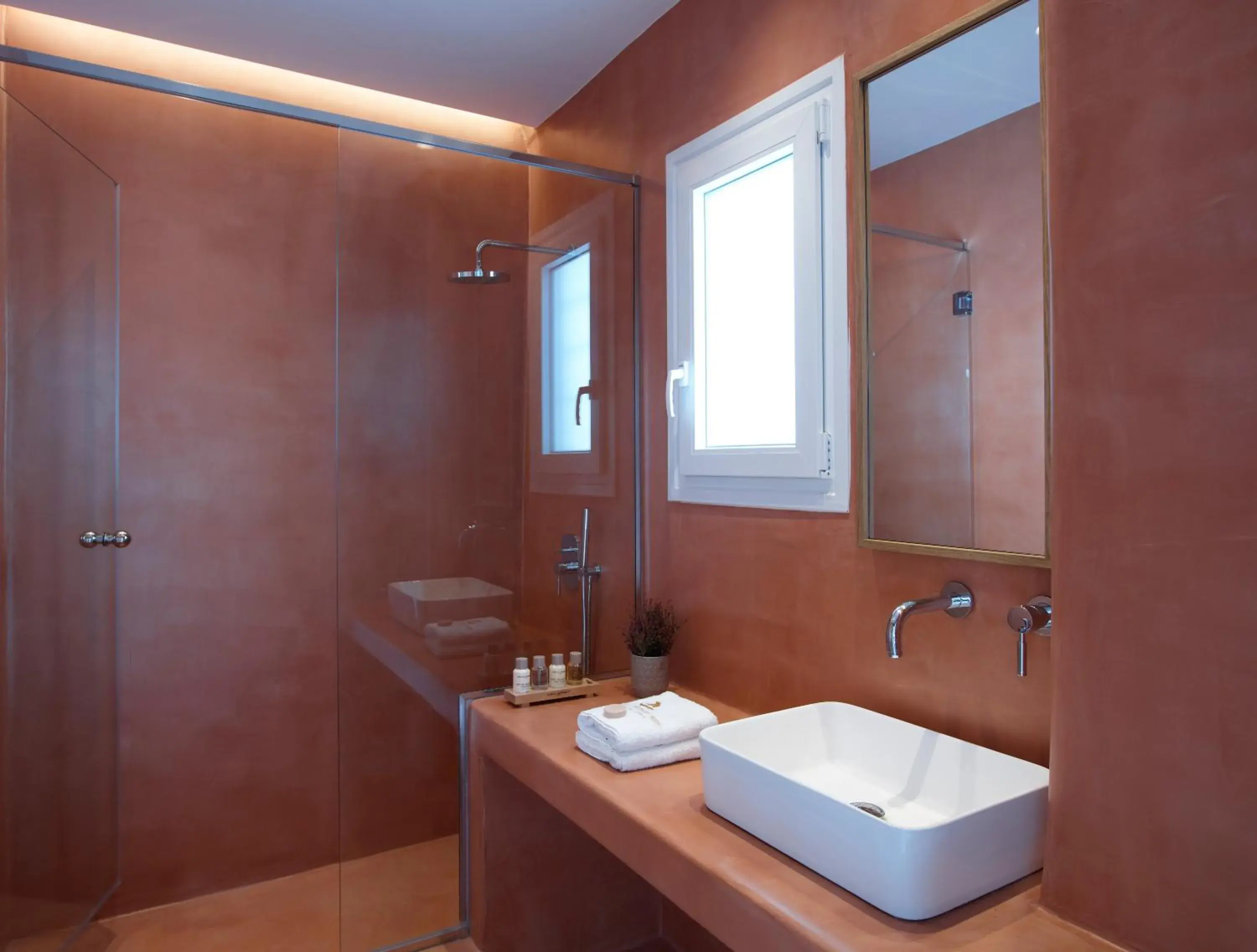 Bathroom in Vencia Boutique Hotel