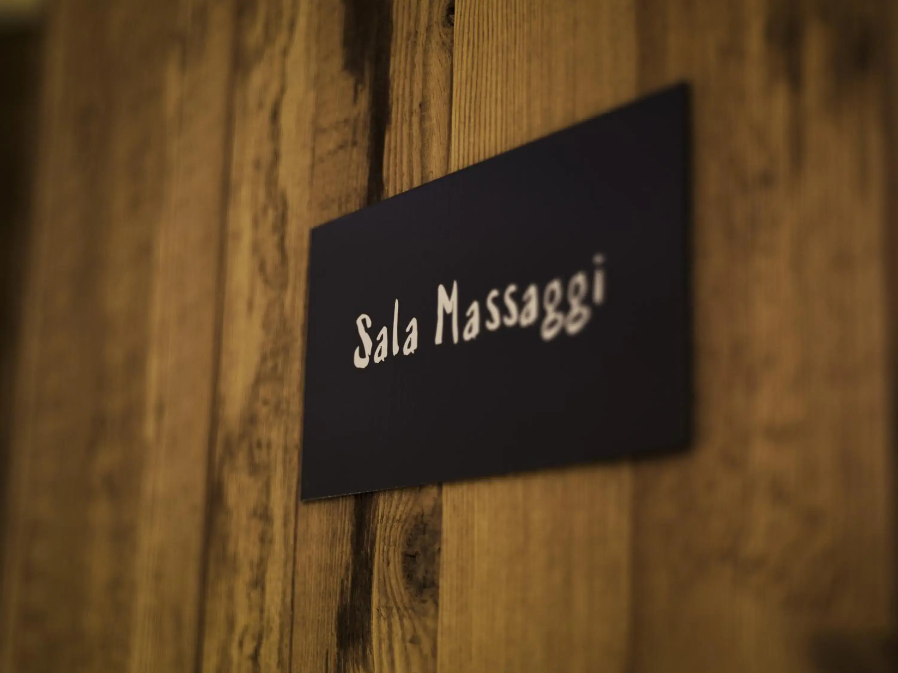 Massage in Sottovento Luxury Hospitality