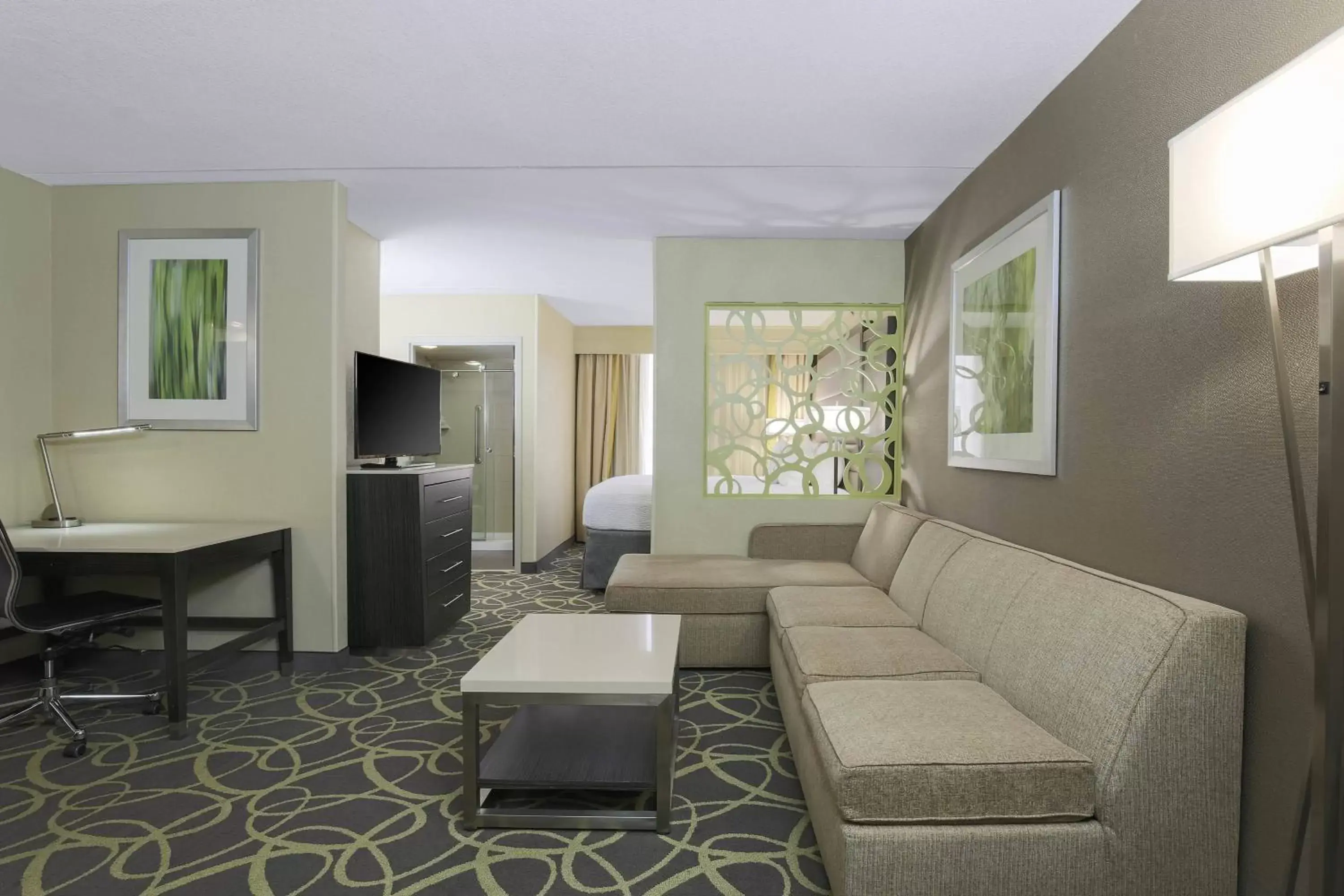 Bedroom, Seating Area in SpringHill Suites by Marriott Oklahoma City Quail Springs