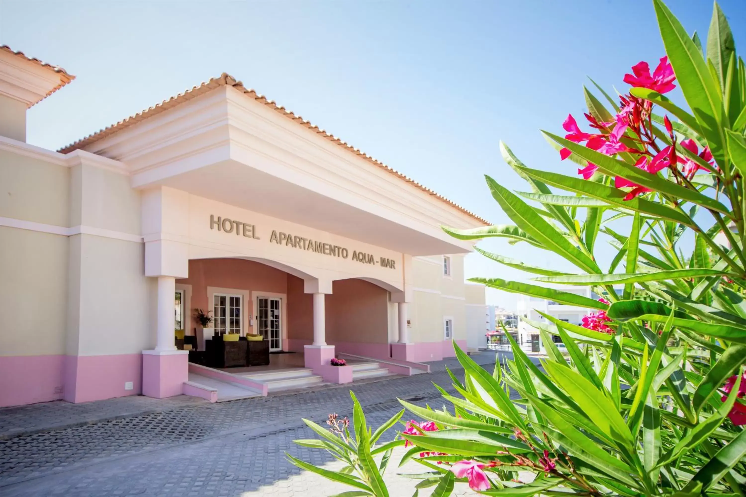 Facade/entrance, Property Building in Aquamar Albufeira Moon Dream