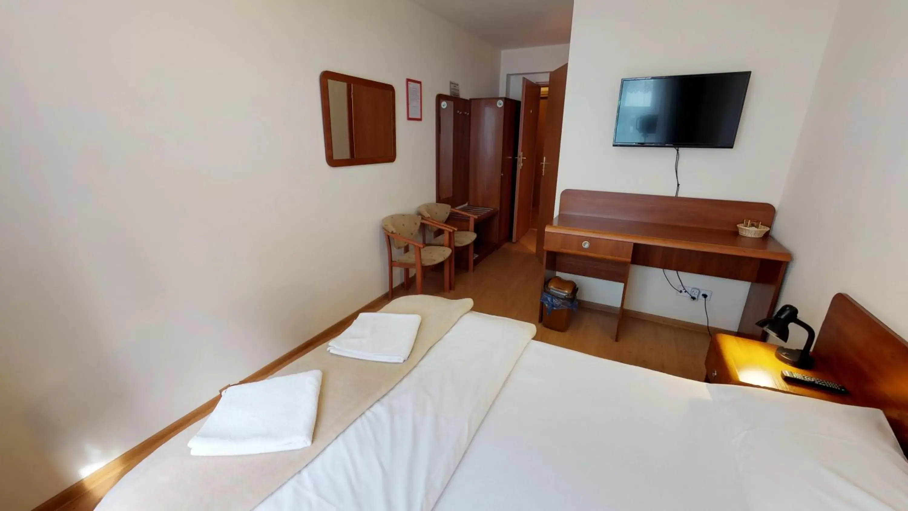 Double Room in Noclegi Czarna Perła Double Room in Noclegi Czarna Perła