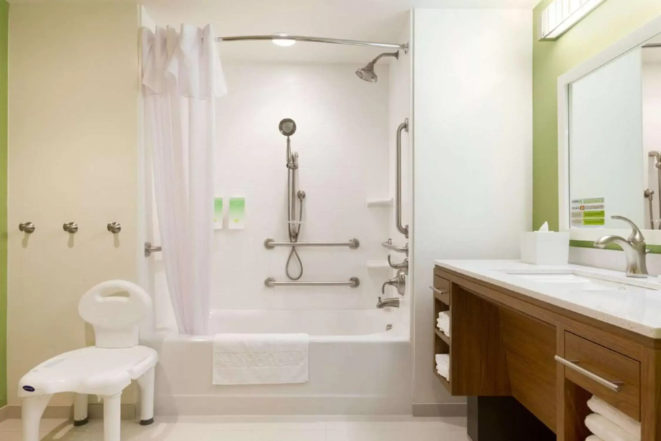 Bathroom in Home2 Suites by Hilton Albany Airport/Wolf Rd