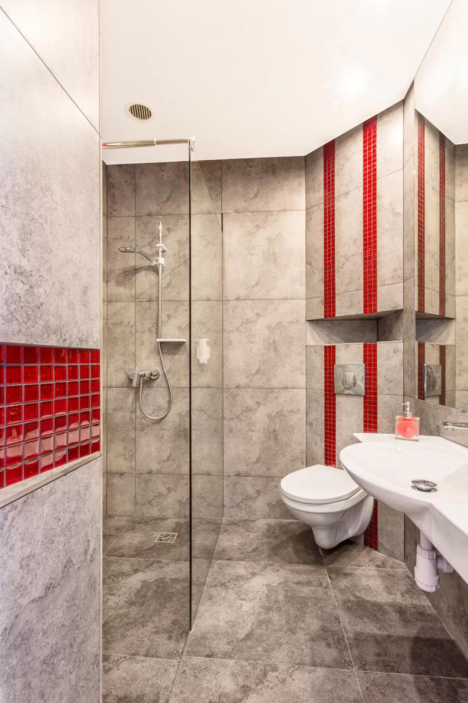 Photo of the whole room in Grand Boutique Hotel - dawny Hotel Kaliski Ratuszowy