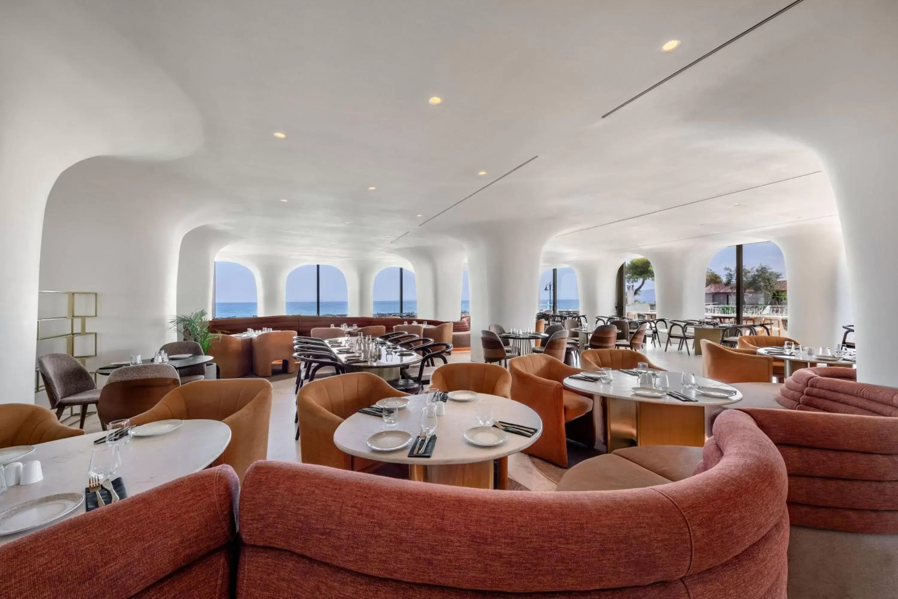 Restaurant/places to eat in Isla Brown Corinthia Resort & Spa, Curio Collection by Hilton Restaurant/places to eat in Isla Brown Corinthia Resort & Spa, Curio Collection by Hilton