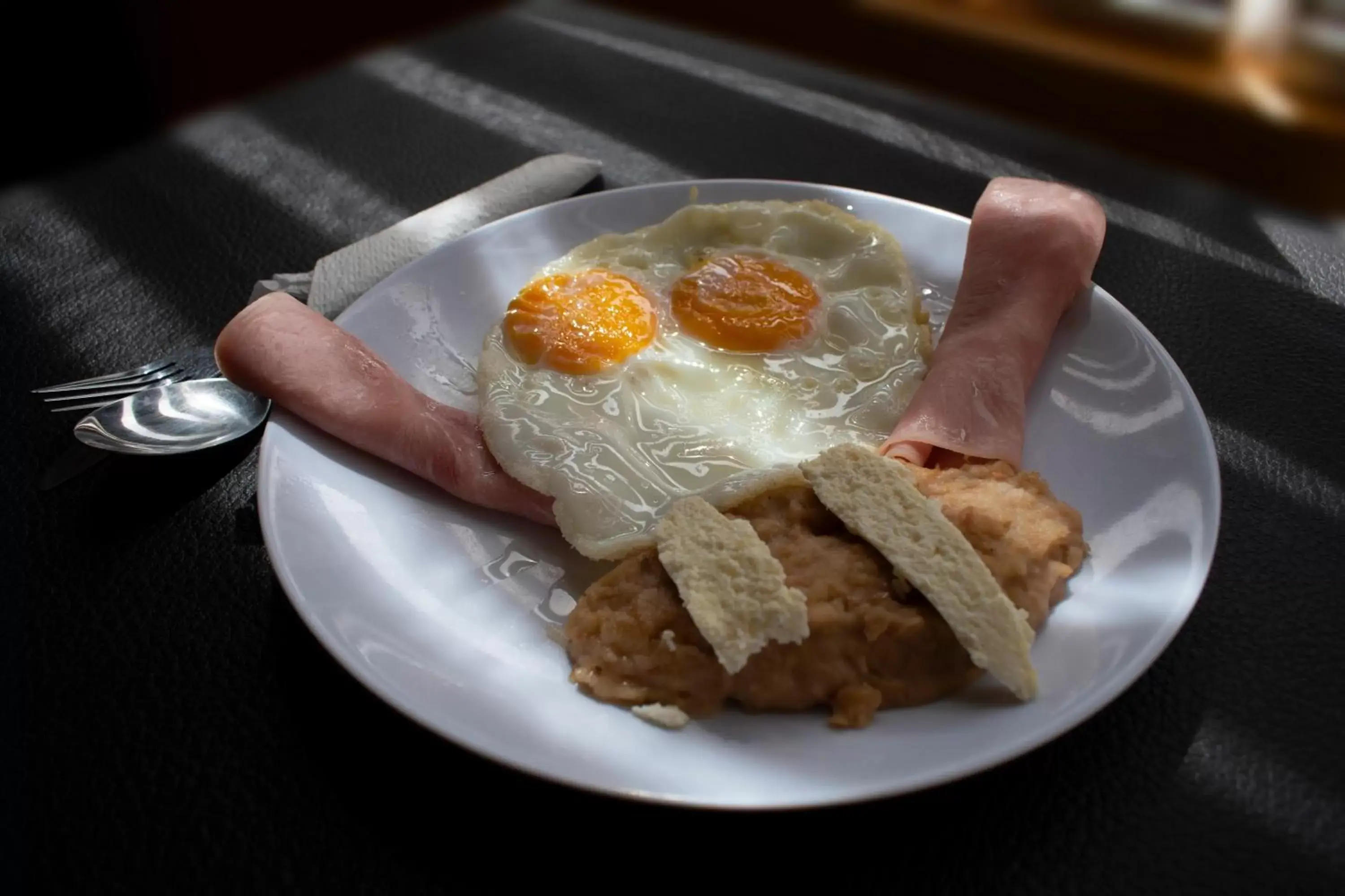 Breakfast, Food in Hotel Casa Blanca