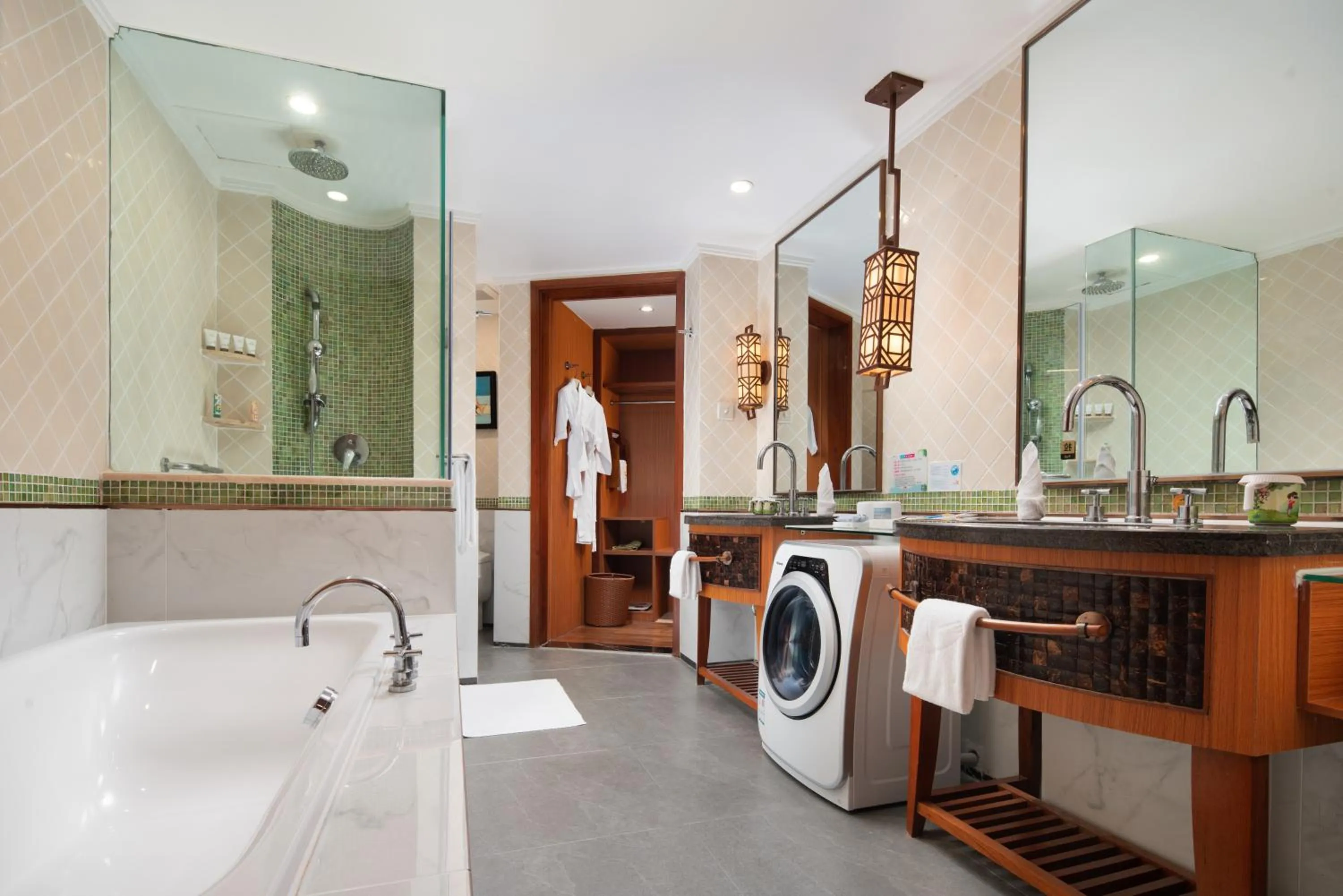 Toilet in Horizon Resort & Spa Yalong Bay-Yalong Bay Central