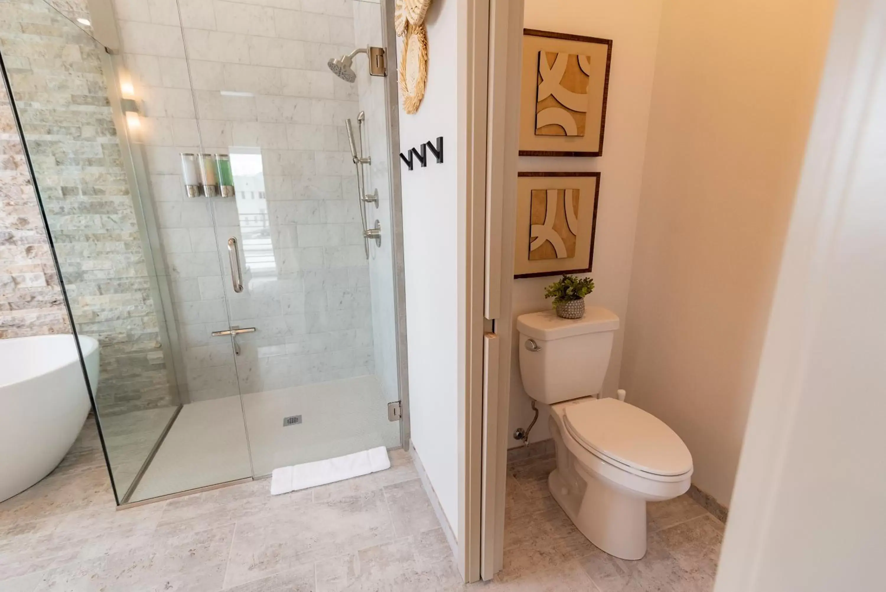 Shower, Bathroom in Colony Suites