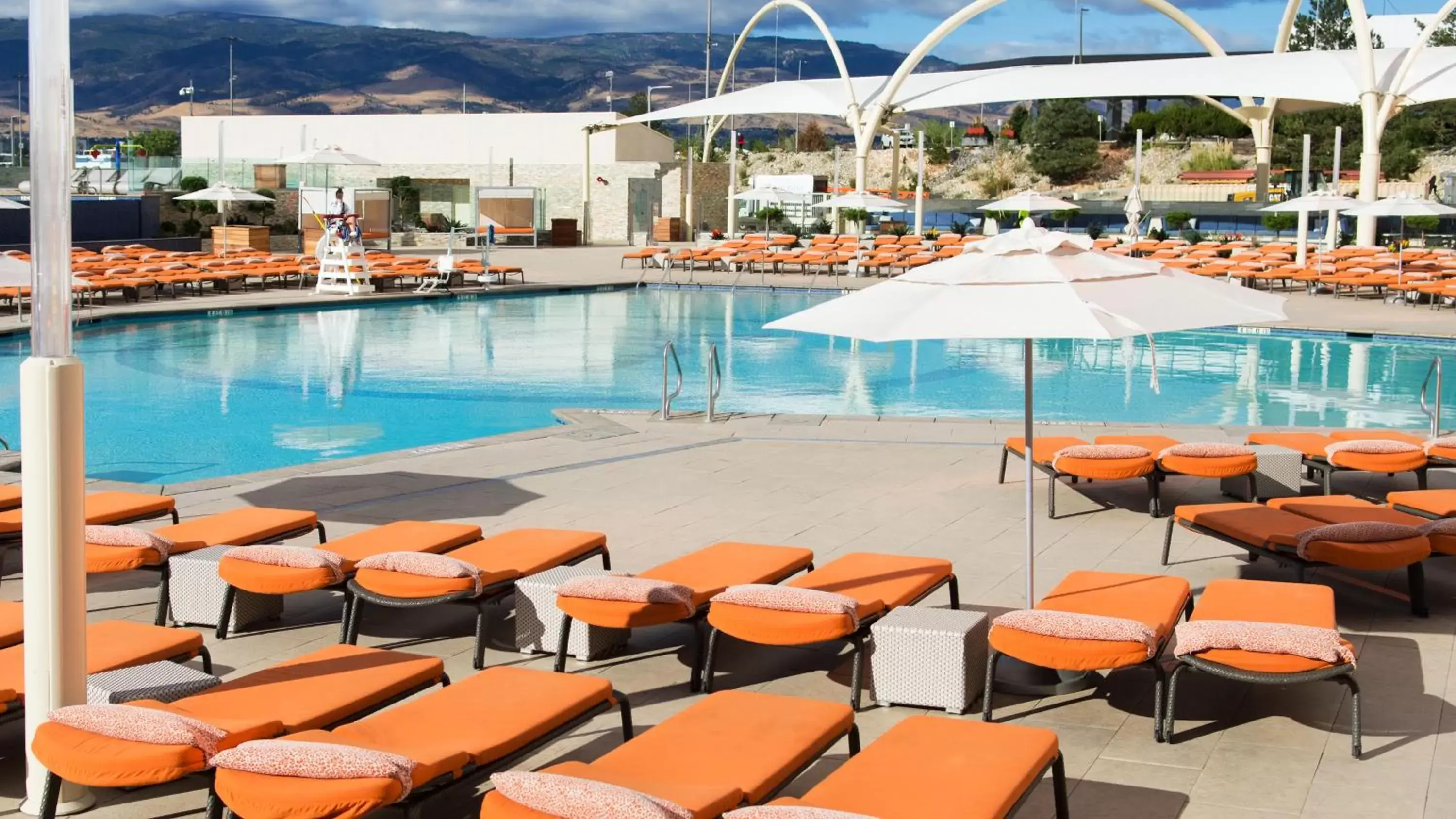 Swimming Pool in Grand Sierra Resort and Casino