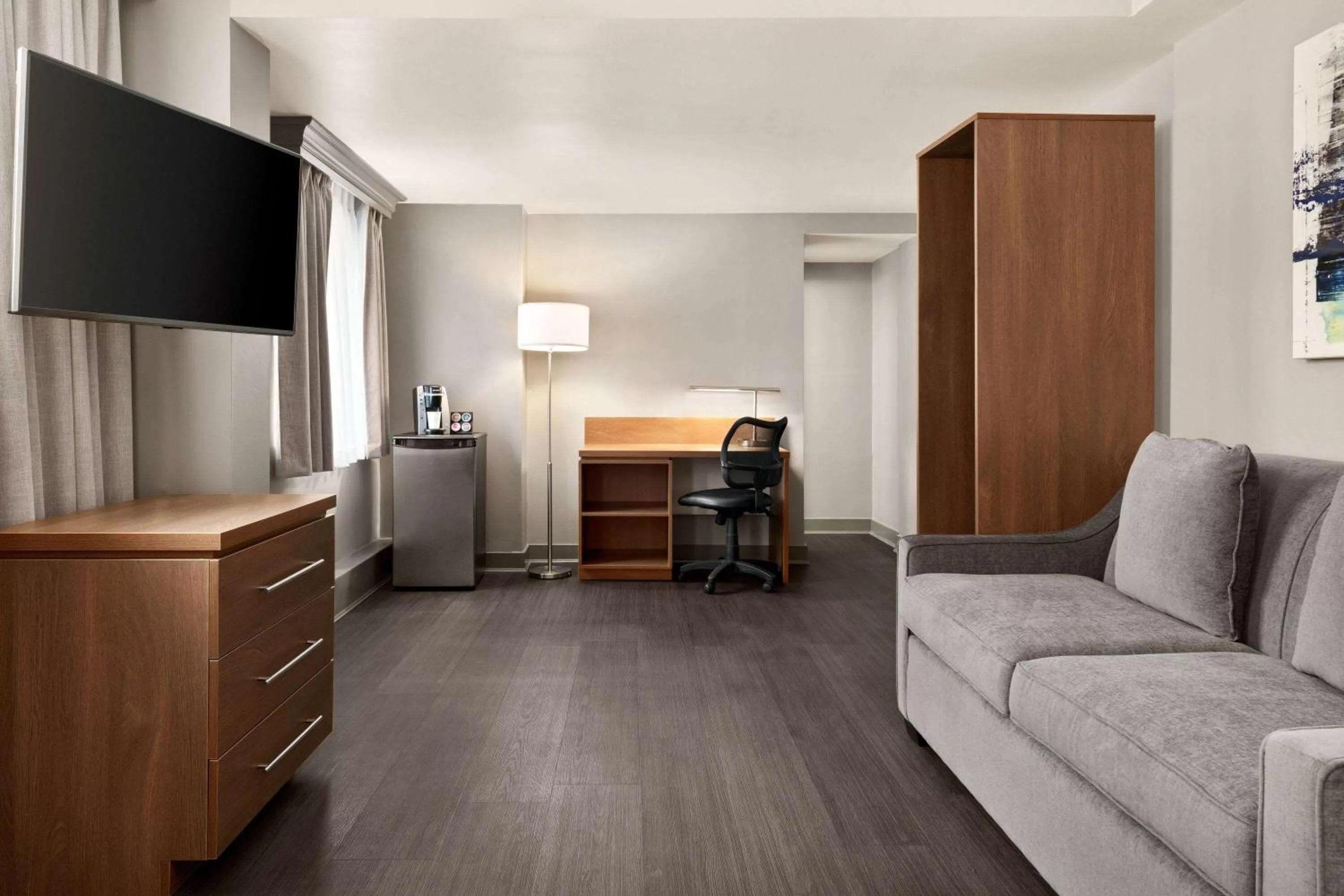 Photo of the whole room in Days Inn by Wyndham Vancouver Downtown