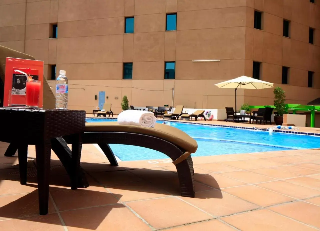 Pool view, Swimming Pool in Holiday Inn Olaya, an IHG Hotel