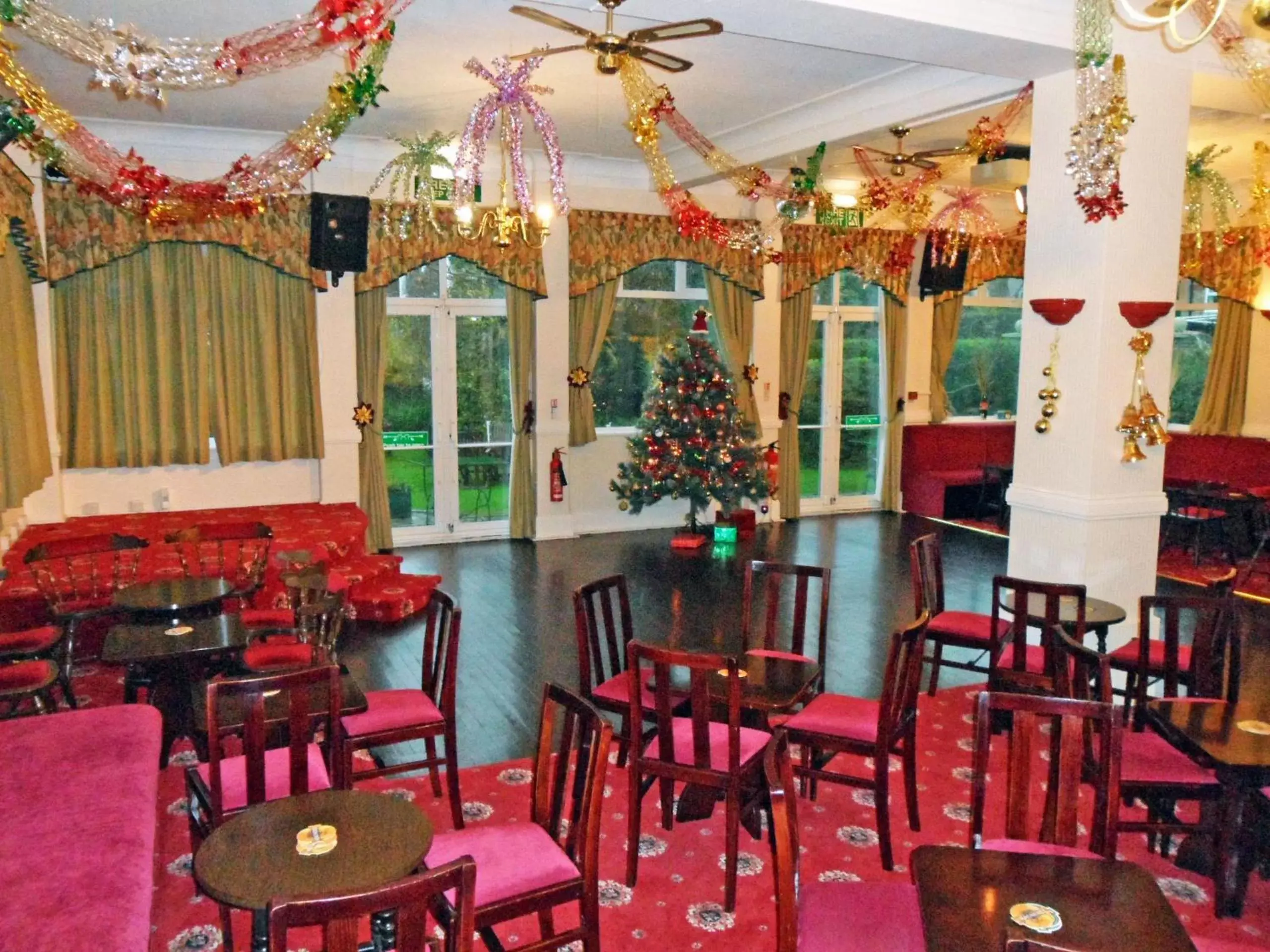 Lounge or bar, Restaurant/Places to Eat in Medehamstede Hotel