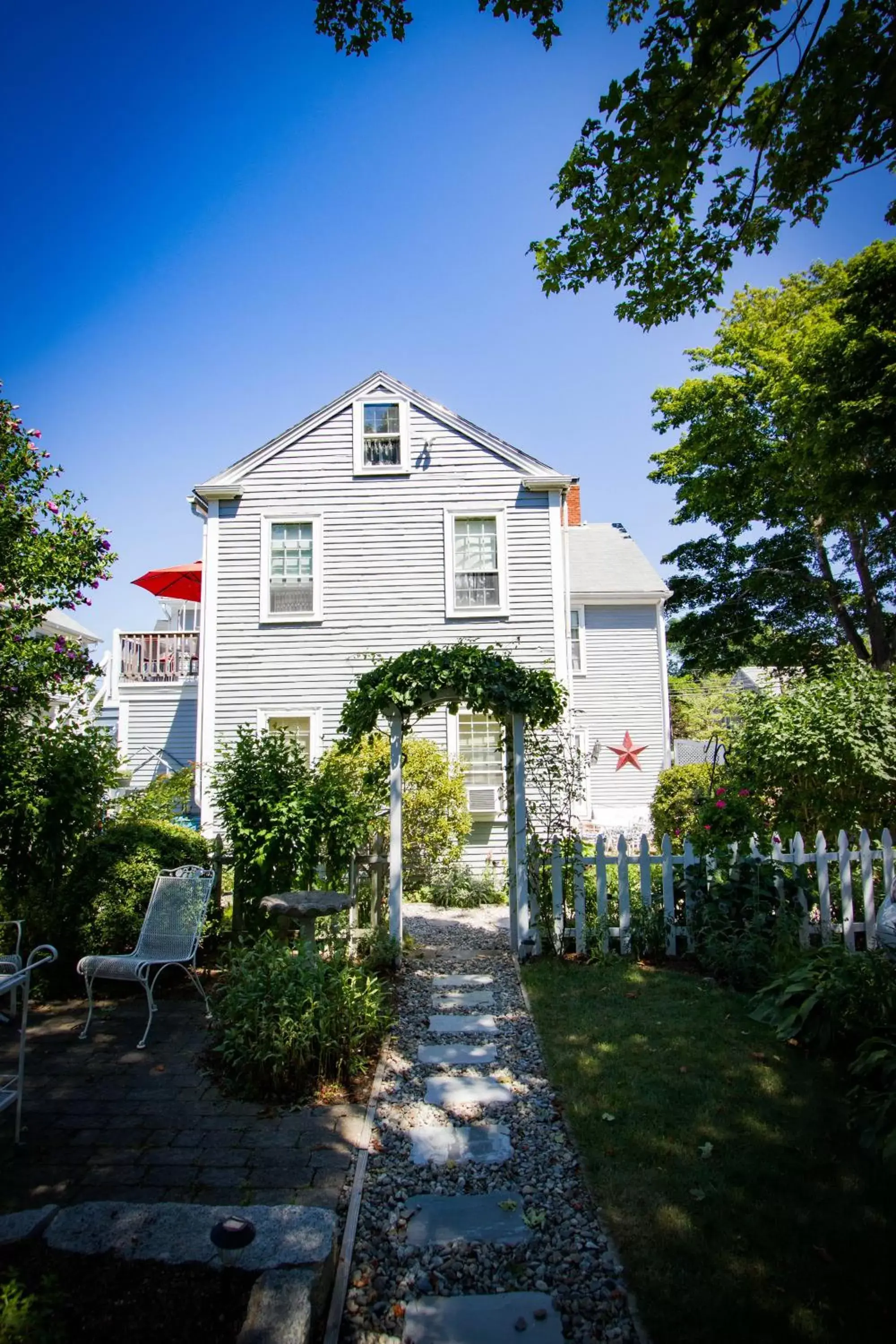 Property building in Sally Webster Inn Property building in Sally Webster Inn