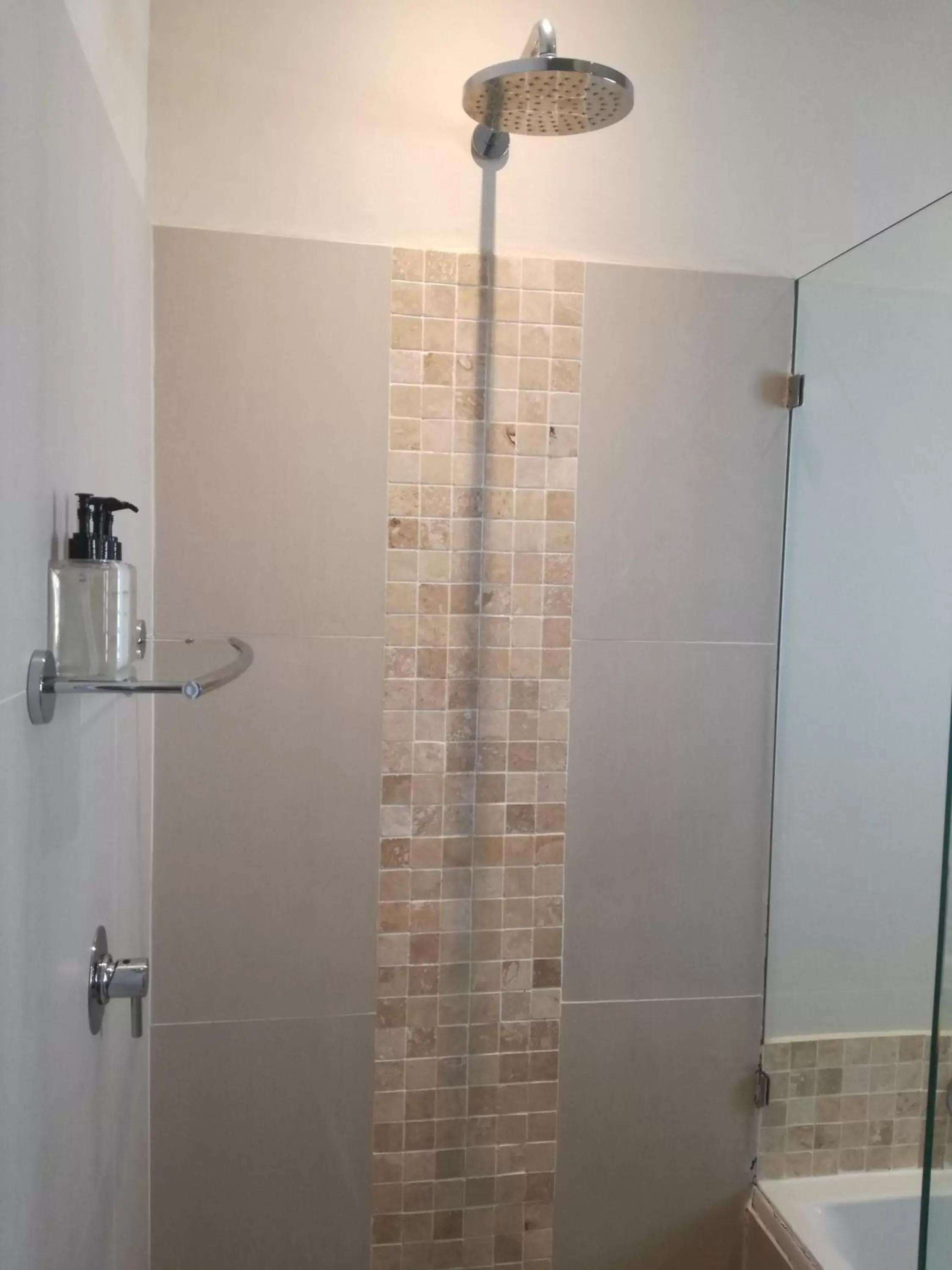 Shower, Bathroom in Sugar Hotel