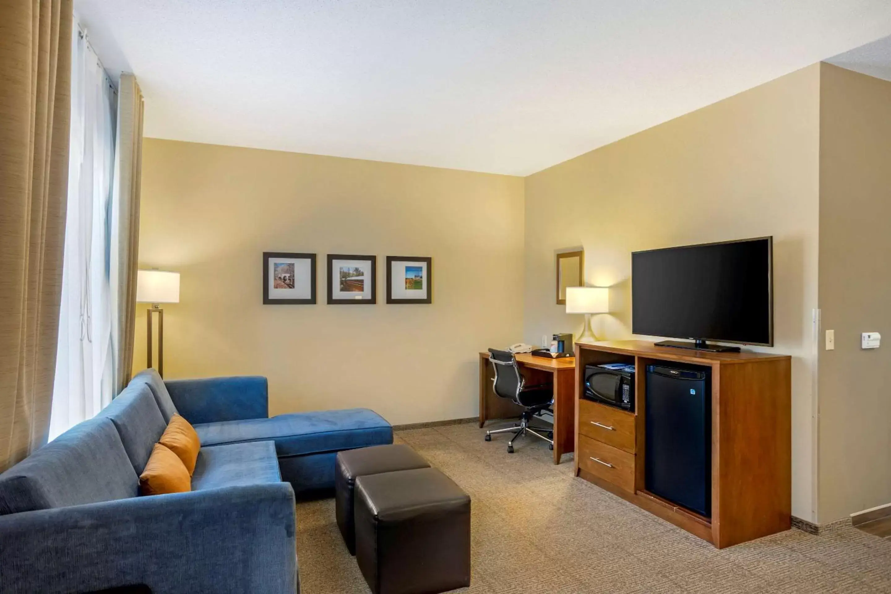 Bedroom, Seating Area in Comfort Inn & Suites Sayre