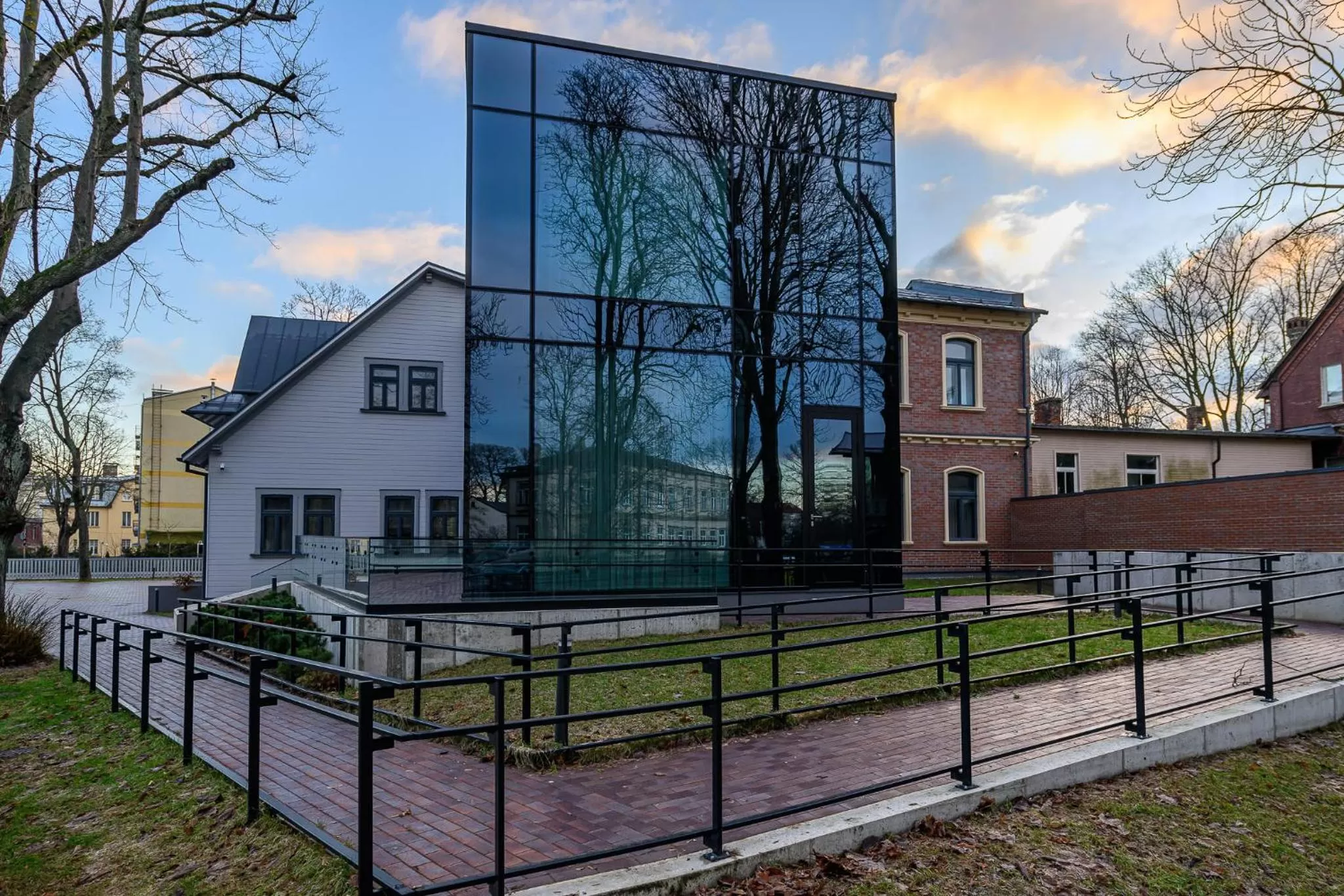 Property Building in Roze Peldu Residence