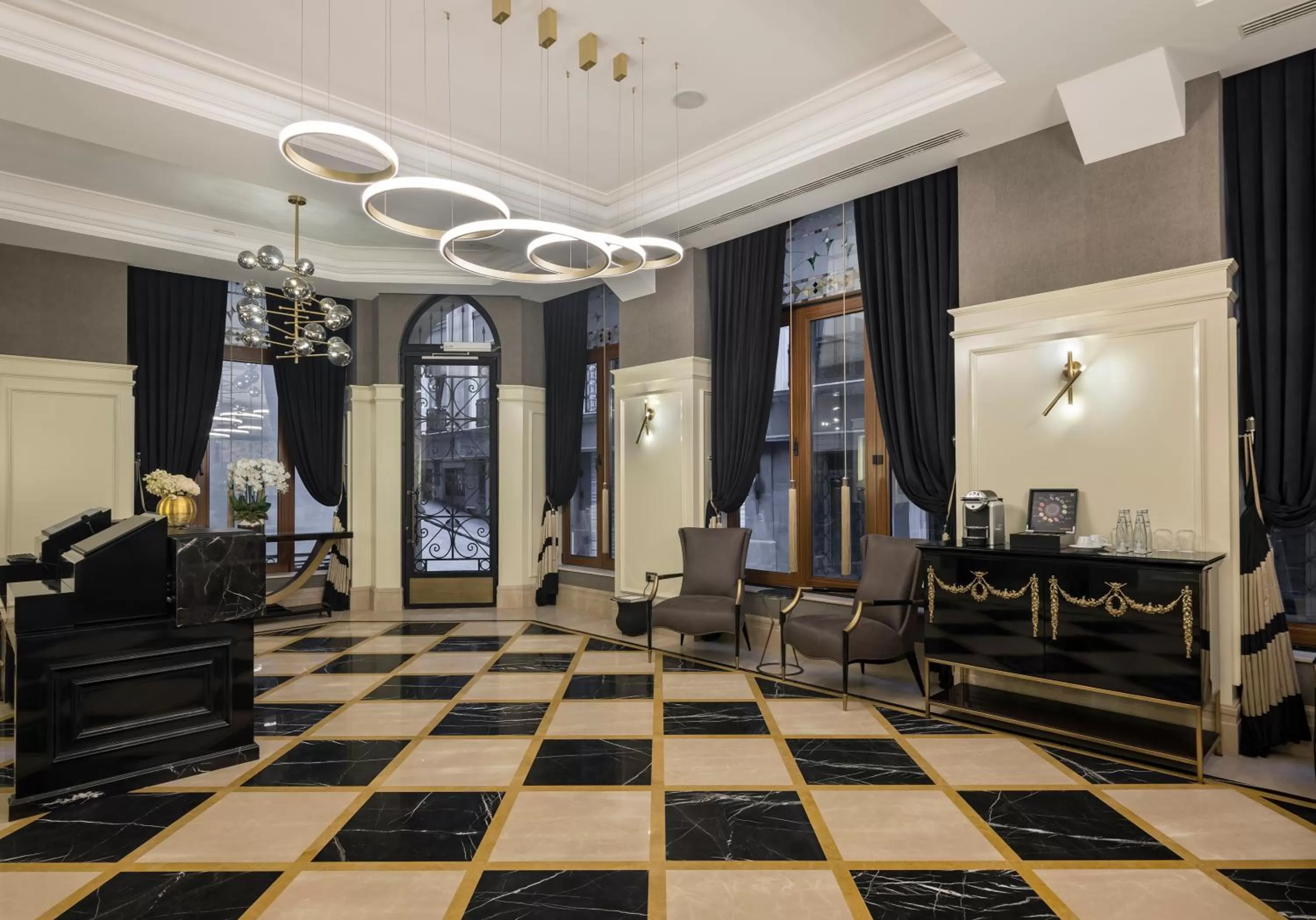Lobby or reception in Azzap Hotel Galata
