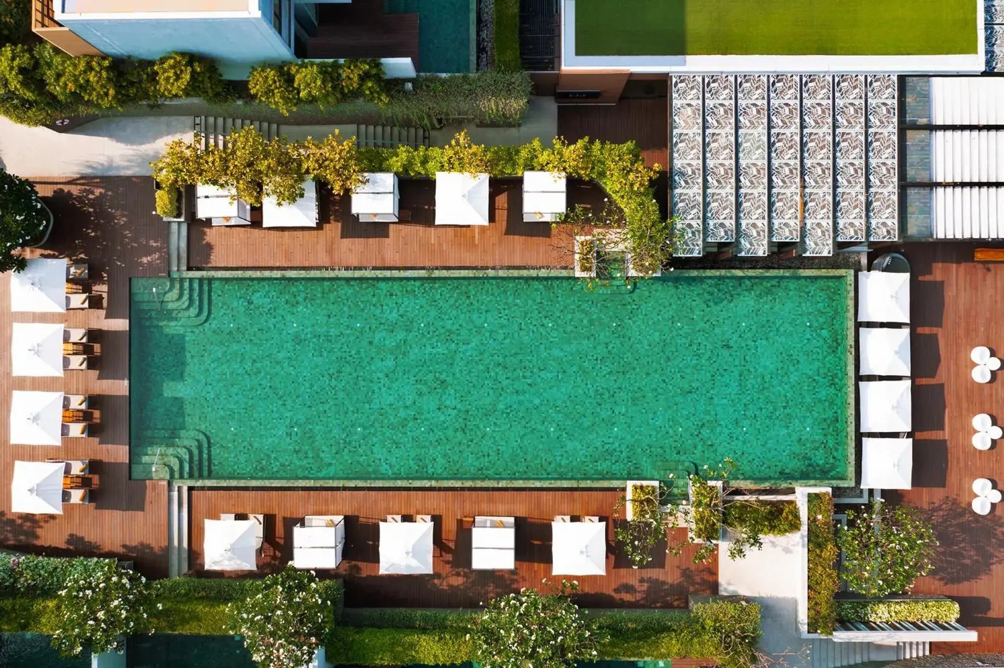 Swimming pool, Pool View in Renaissance Pattaya Resort & Spa