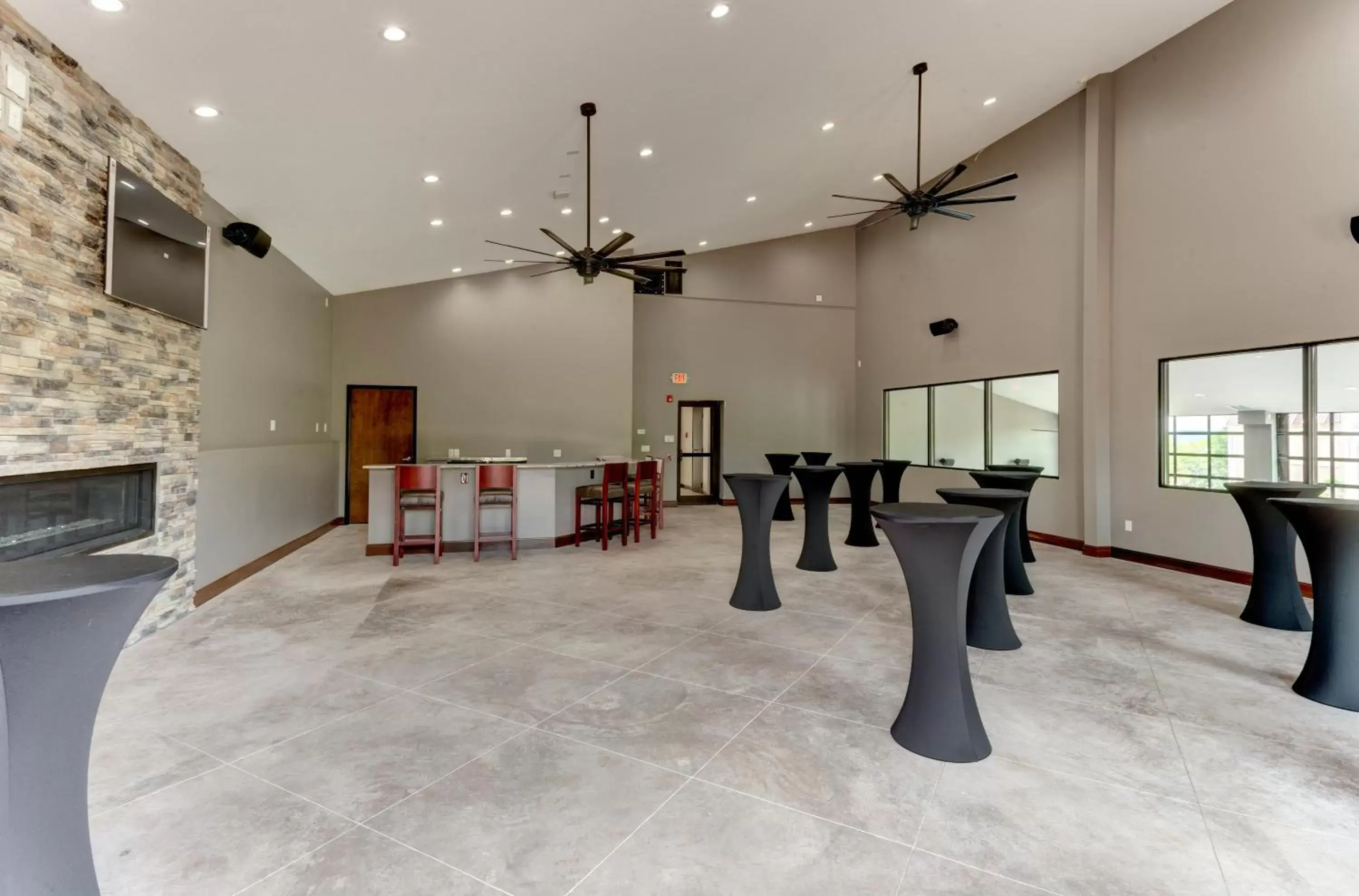 Lounge or bar in The Resort at Lake of the Ozarks Lounge or bar in The Resort at Lake of the Ozarks