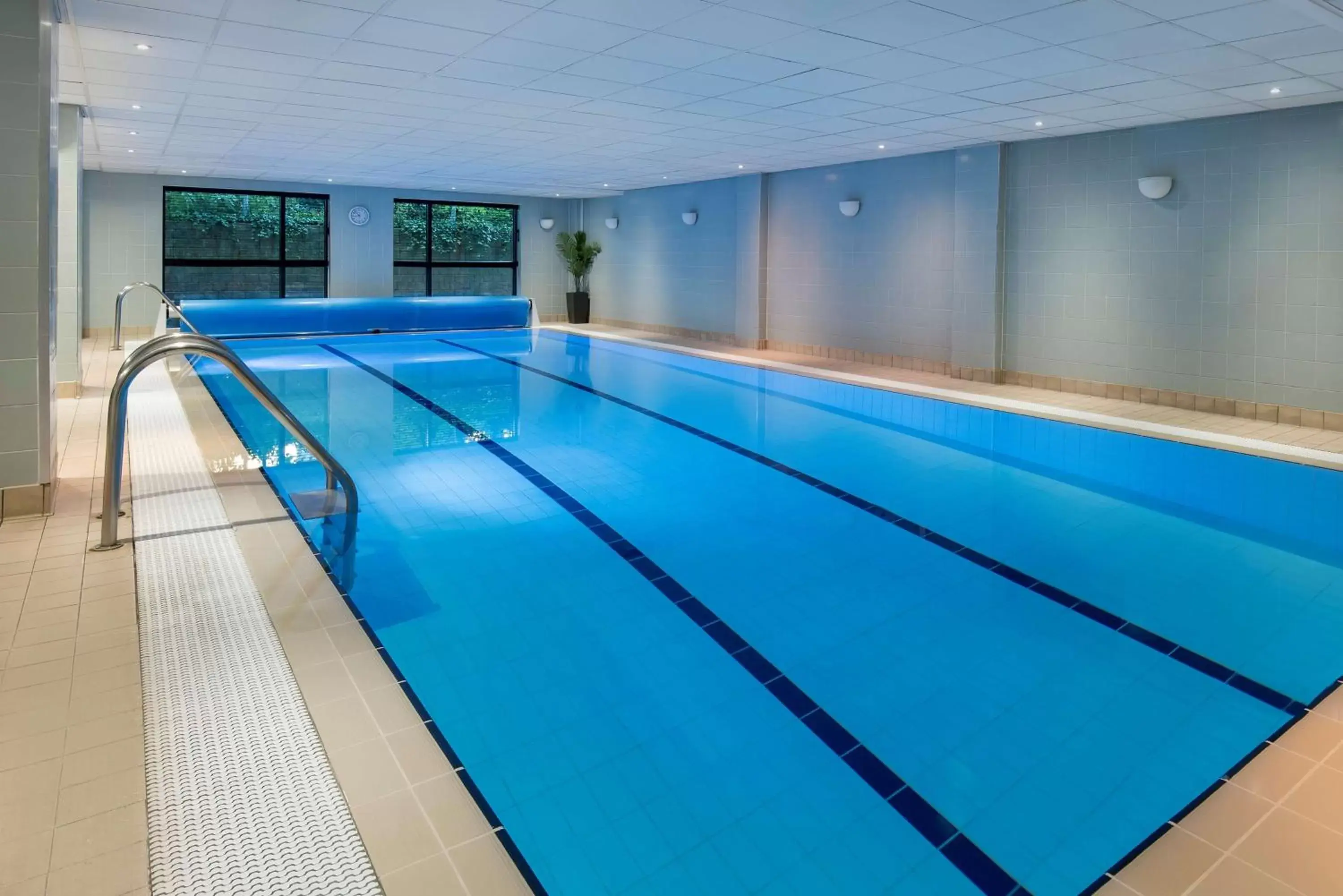 Pool view, Swimming Pool in Radisson Blu Manchester Airport